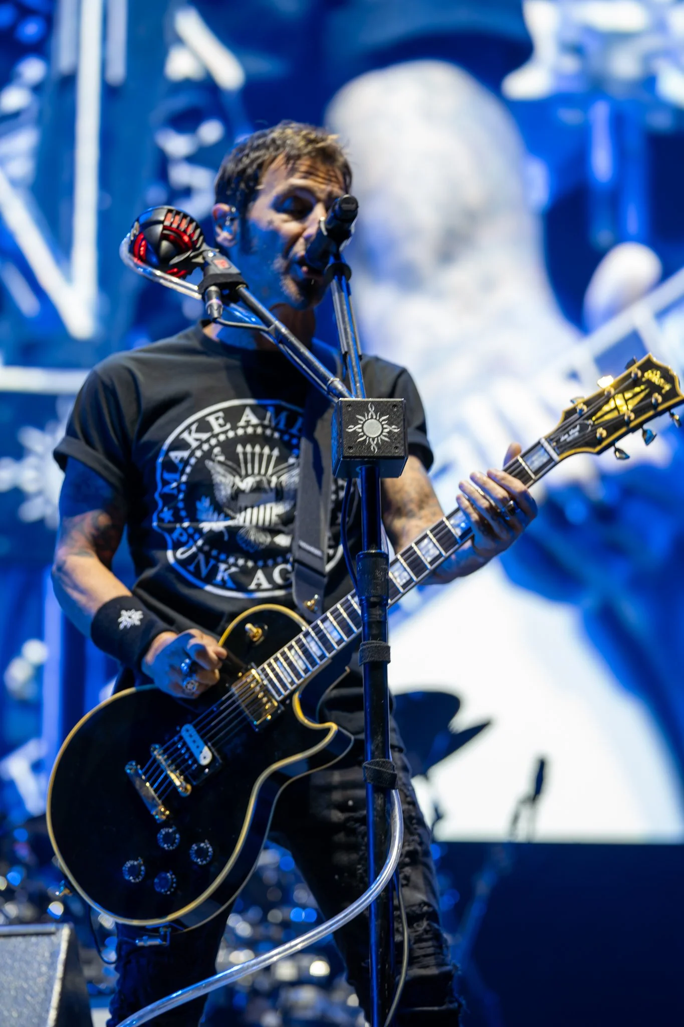Godsmack-12.jpg