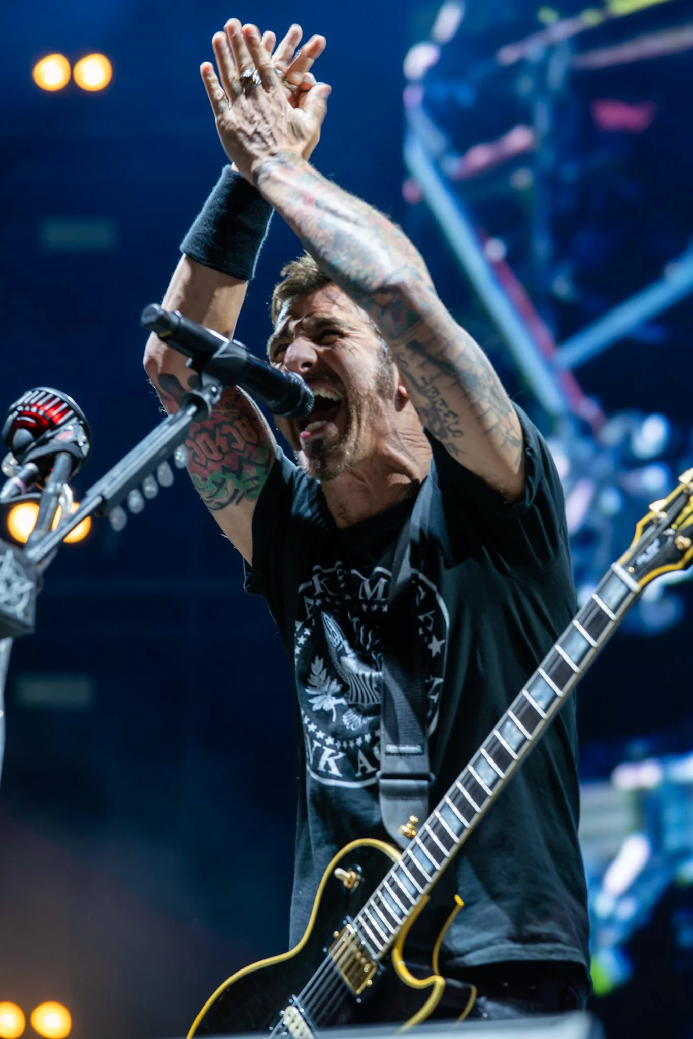Godsmack-18.jpg