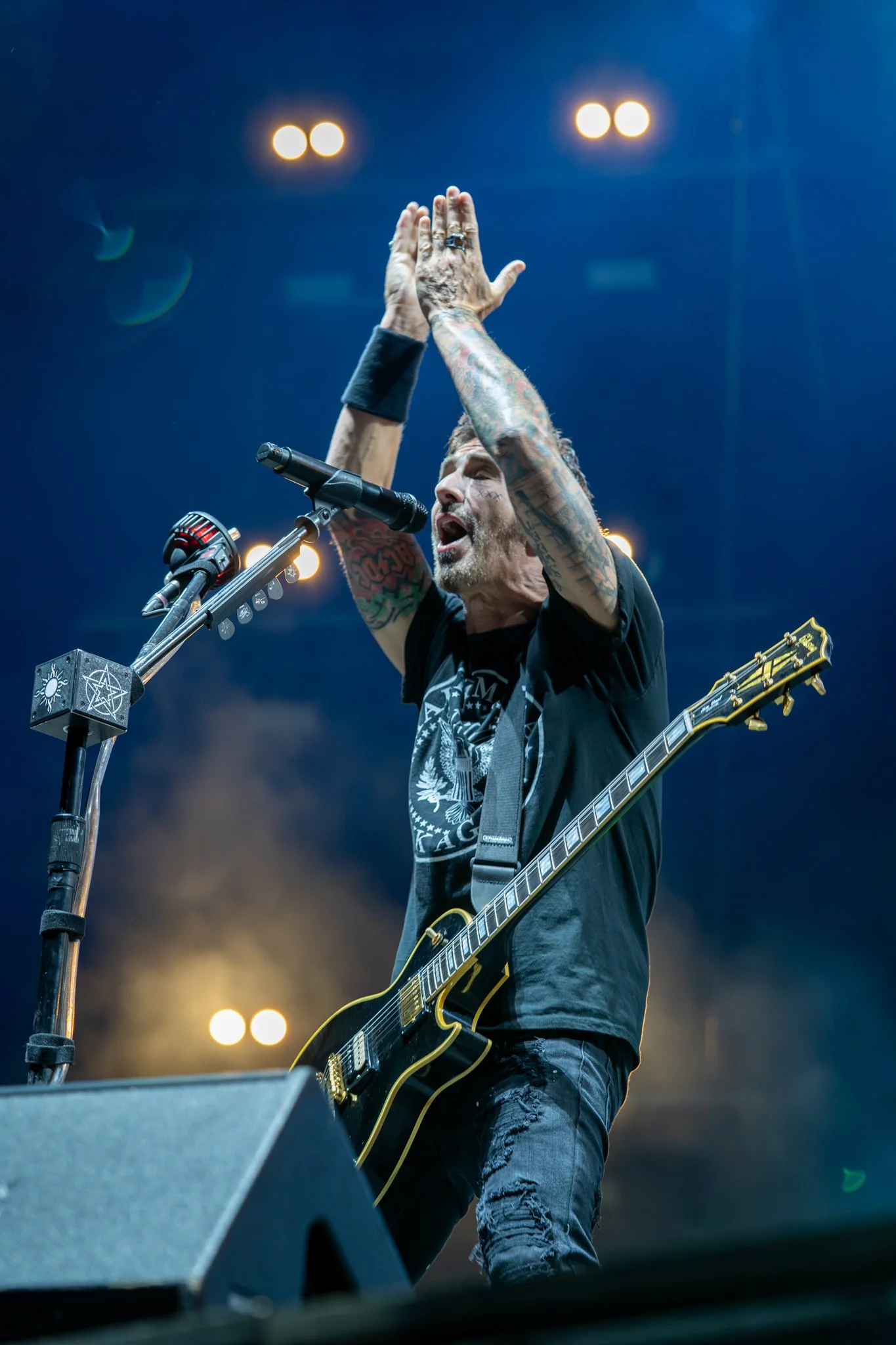 Godsmack-22.jpg