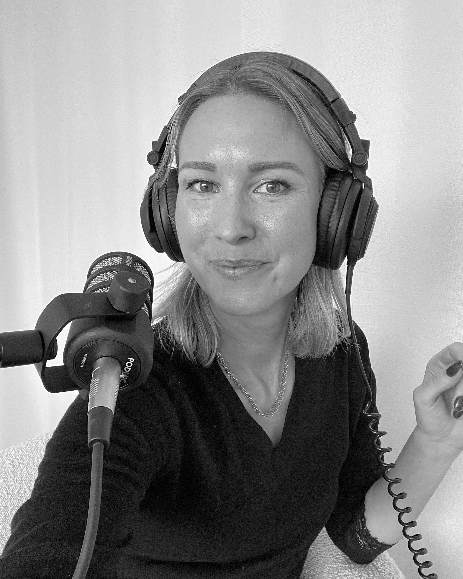 Ledig i helgen? Perfekt l&auml;ge att lyssna ikapp p&aring; podden!

Kanske under en kv&auml;llspromenad eller bara som s&auml;llskap i h&auml;ngmattan. 🌿

Jag har f&aring;tt &auml;ran att samtala med Isabelle Hesselberg och Johanna Ellen &ndash; om