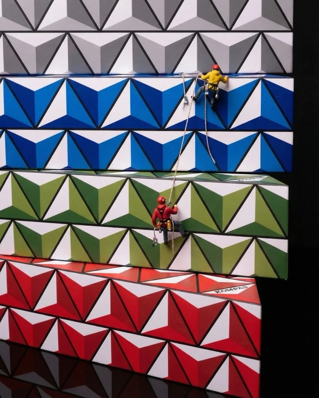 They said think outside the box.
We built the box worth climbing.

Tiny climbers. Big ambition.
Every summit starts with direction.

Find yours.

#KOMPAS #FindYourDirection #BuiltForAdventure #ToolWatch #ClarityAtAGlance