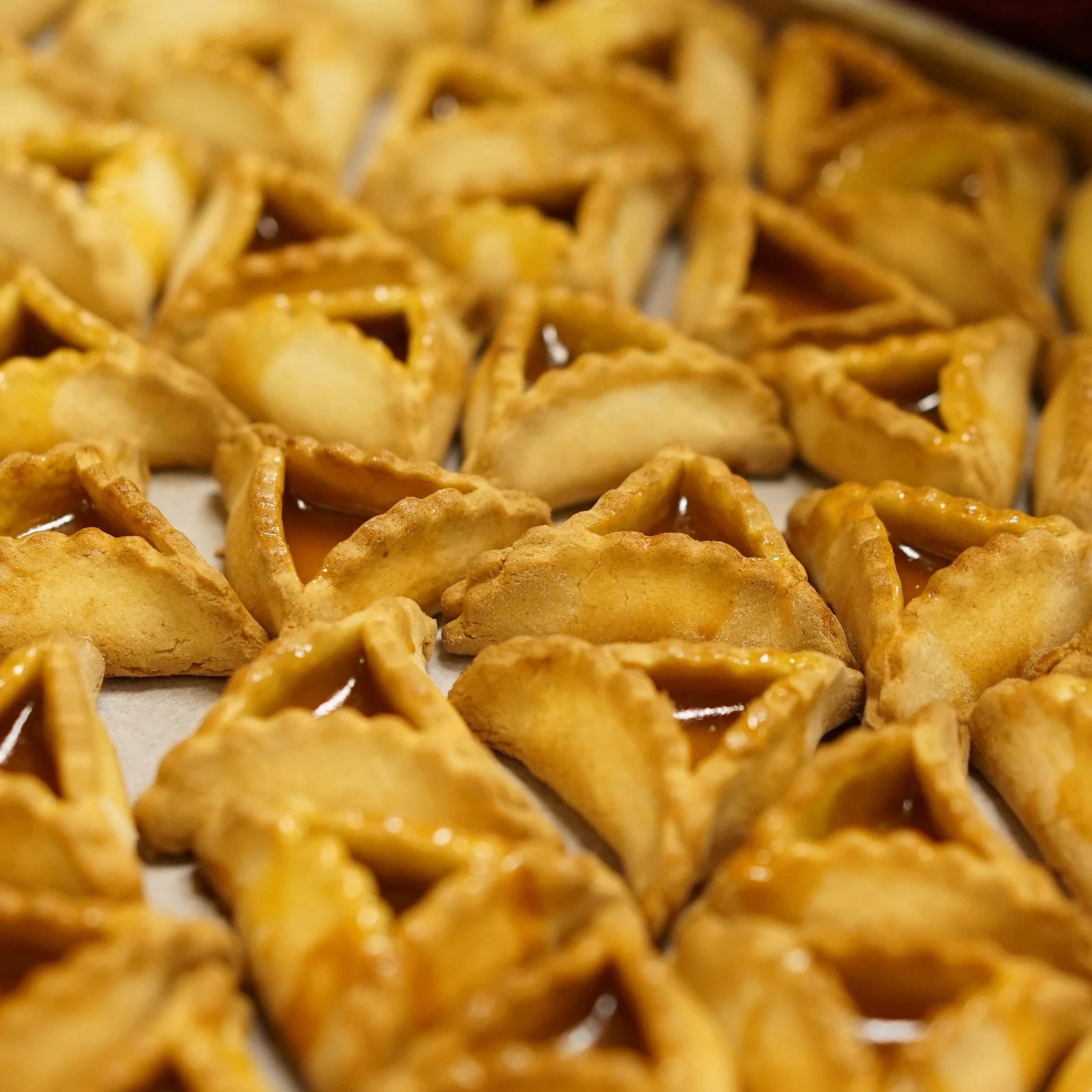 BTW Hamantaschen - Apricot on Tray.jpg