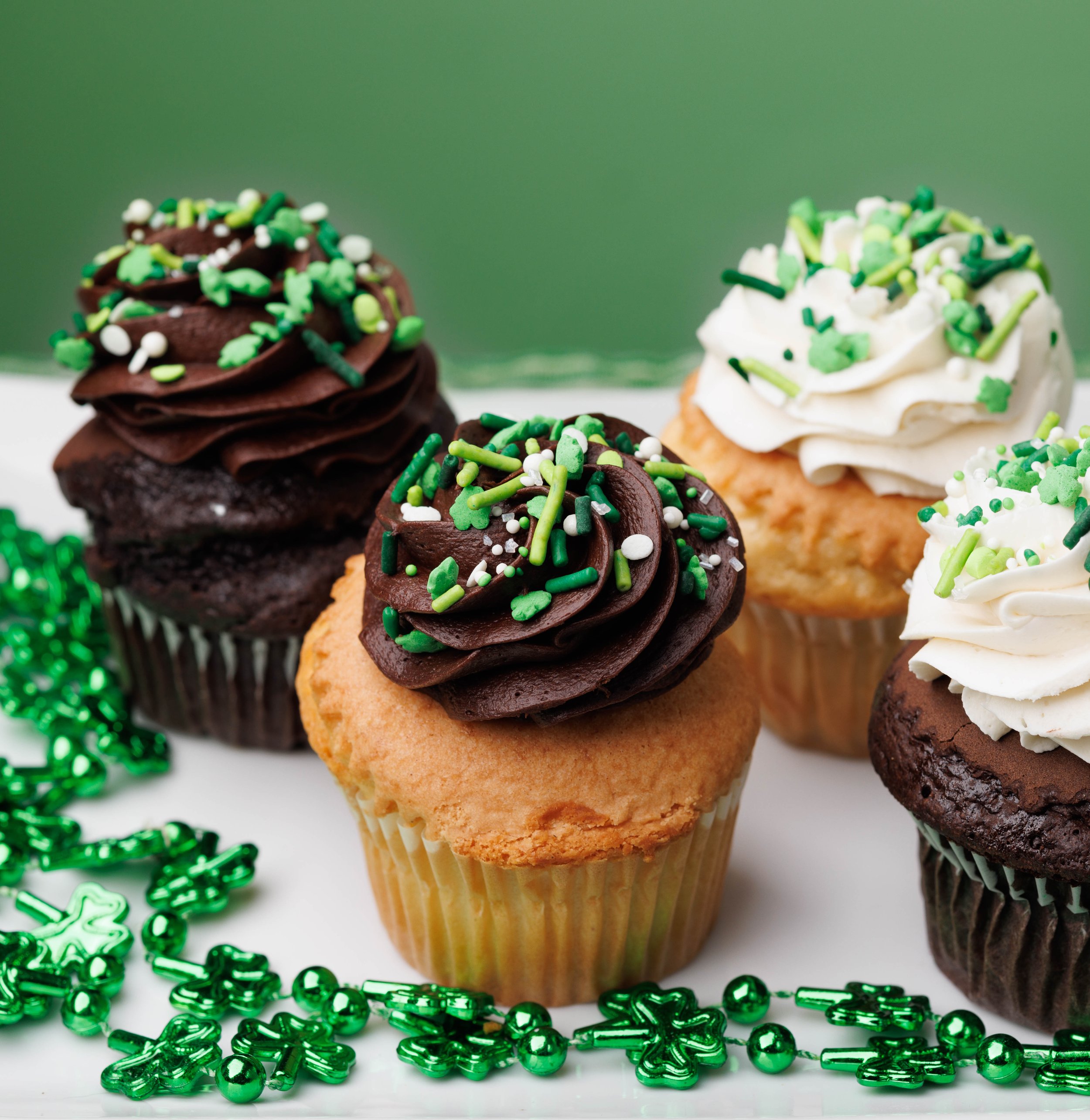 St. Patrick's Say Cupcakes 1.jpg