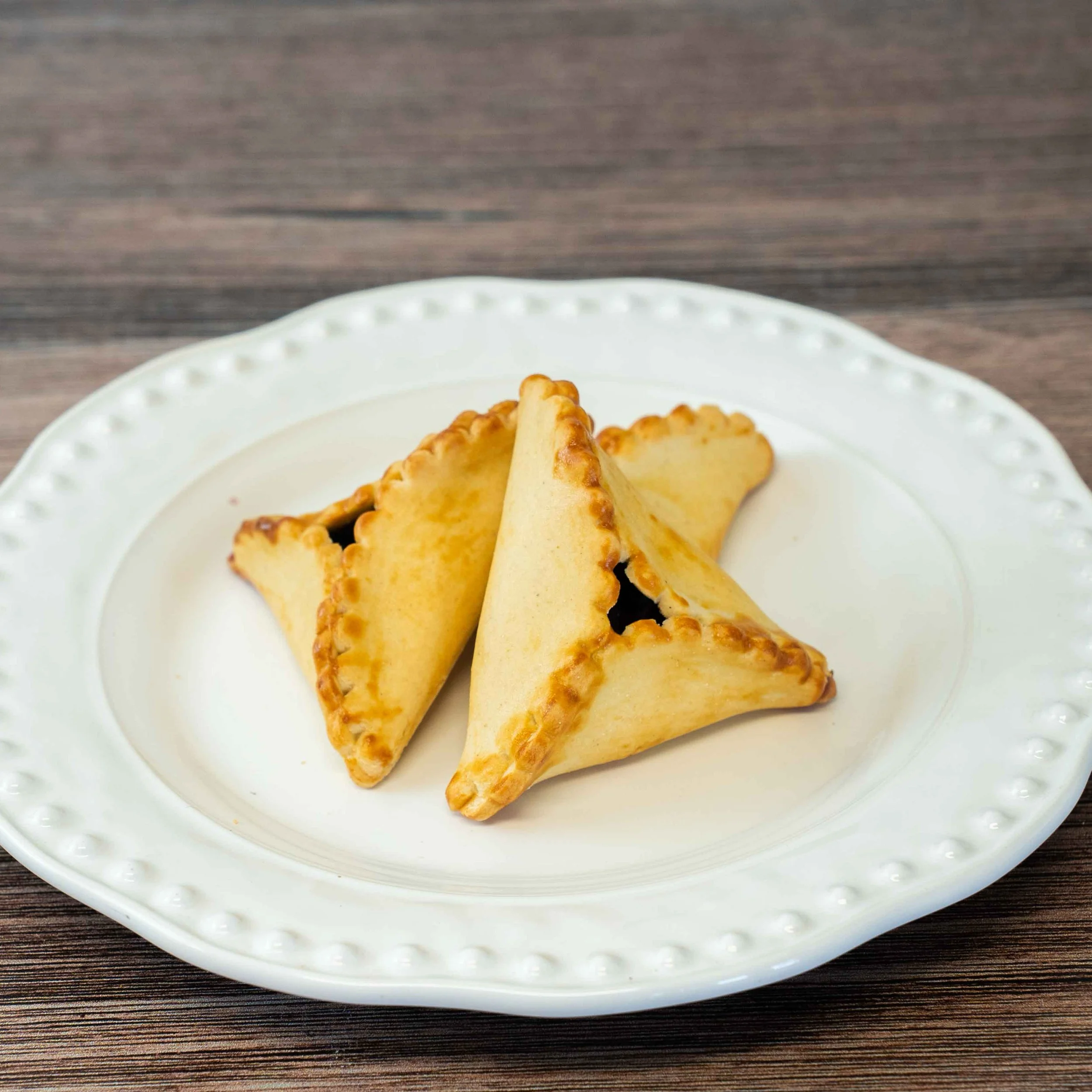 Hamantaschen Raspberry on Plate.jpg