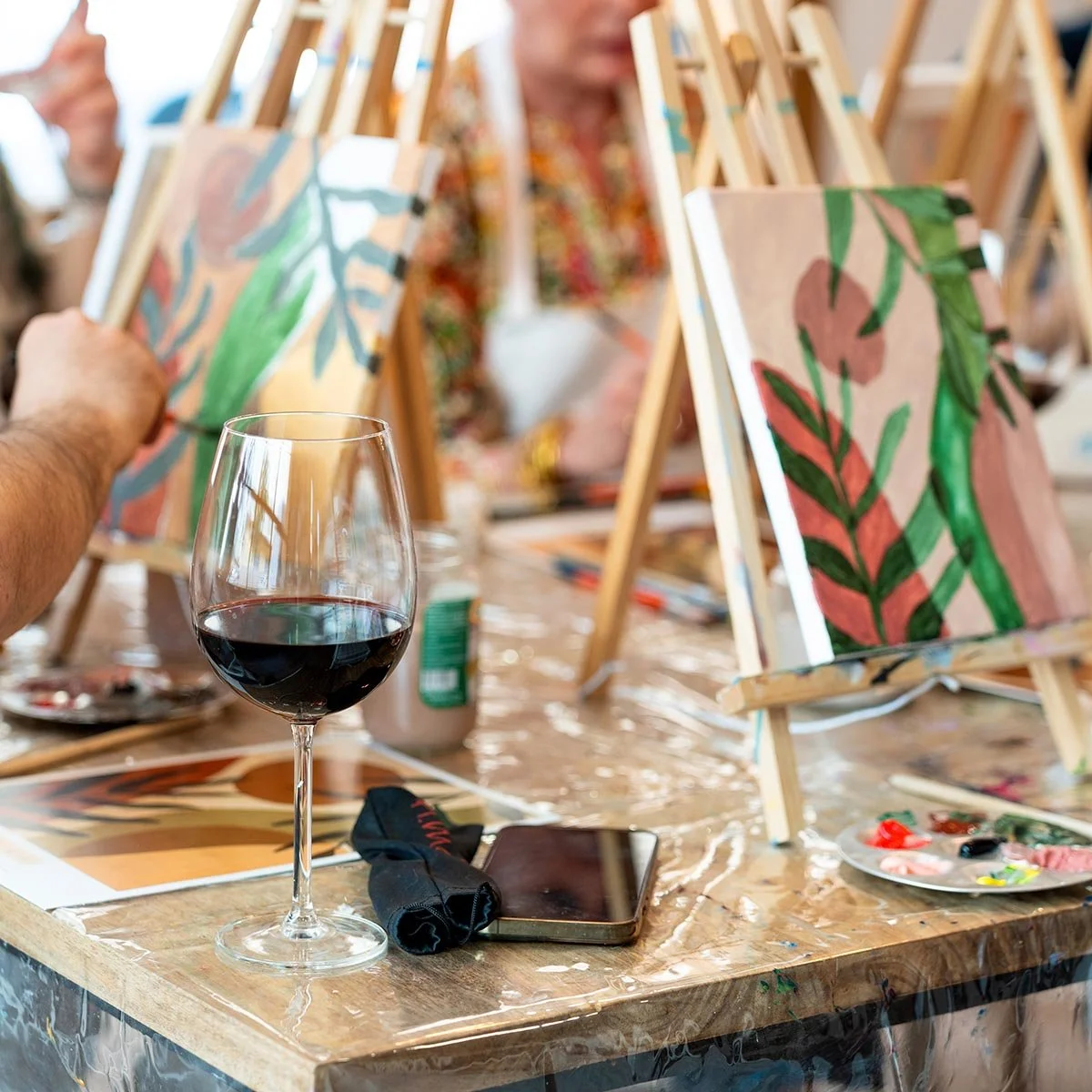 Paint & Sip: Holiday Fun Thursday, December 3rd 6:30 - 8:30pm
