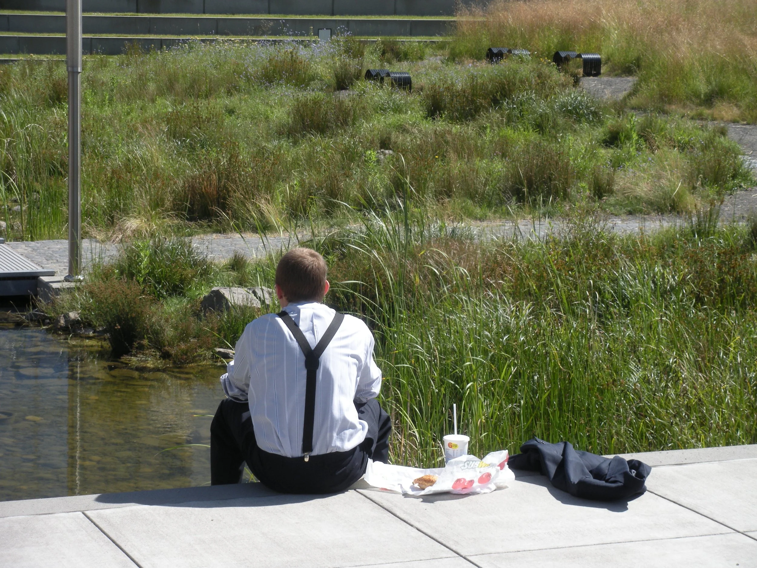 Relaxing at Tanner Springs Park Photo Mike Houck DSCN5034.JPG