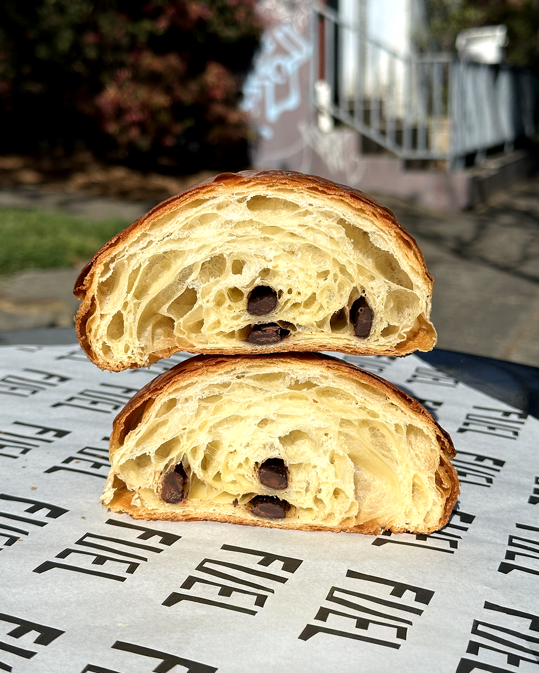 pain-au-chocolat-cross-section.png