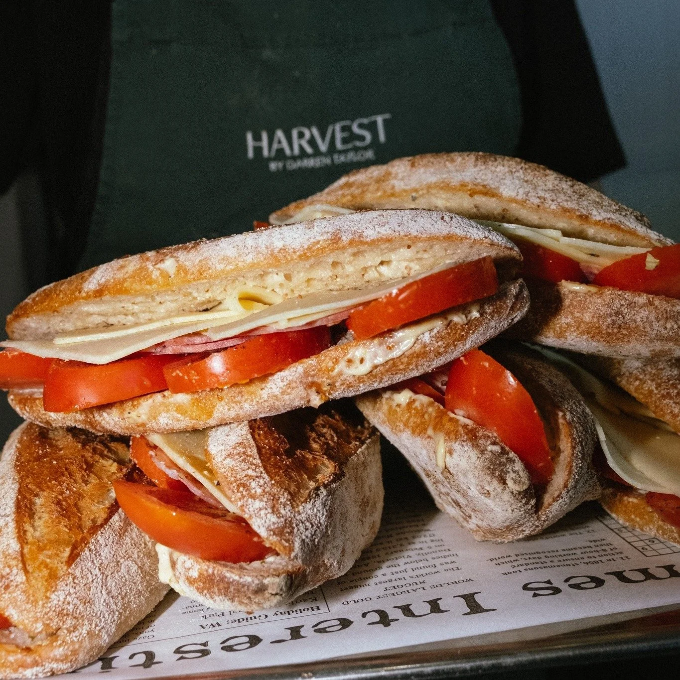 The sauce is literally dripping... shut UP.

We. Are. GOOD. ☝

#baguette #sydneybakery #sydneyfood #sydneyfoodie #fuelbakery