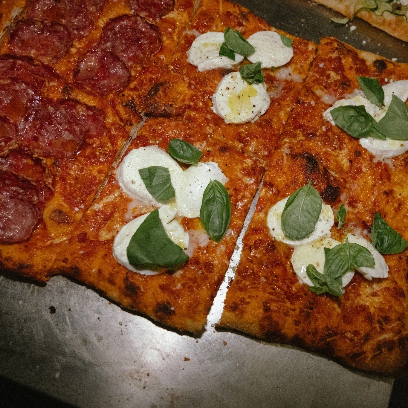 Weekend Forecast: 
Napolitana sauce. Melted mozzarella. Zero self-control.

We&rsquo;re good ☝

#pizza #sydneyfood #sydneybakery #sydneyfoodie #fuelbakery