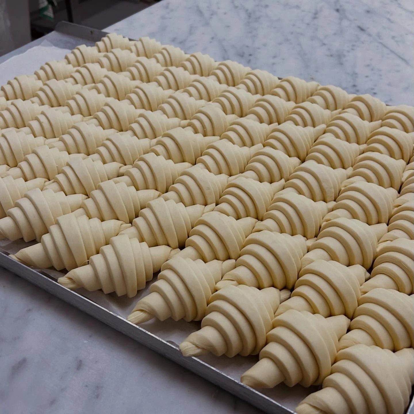 Swipe to bake the croissants 🥐🌞

Come &amp; try one&ndash;freshly baked for you!

We are good☝️