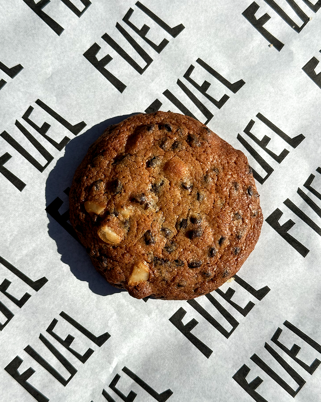 chocolate-macadamia-cookie.png