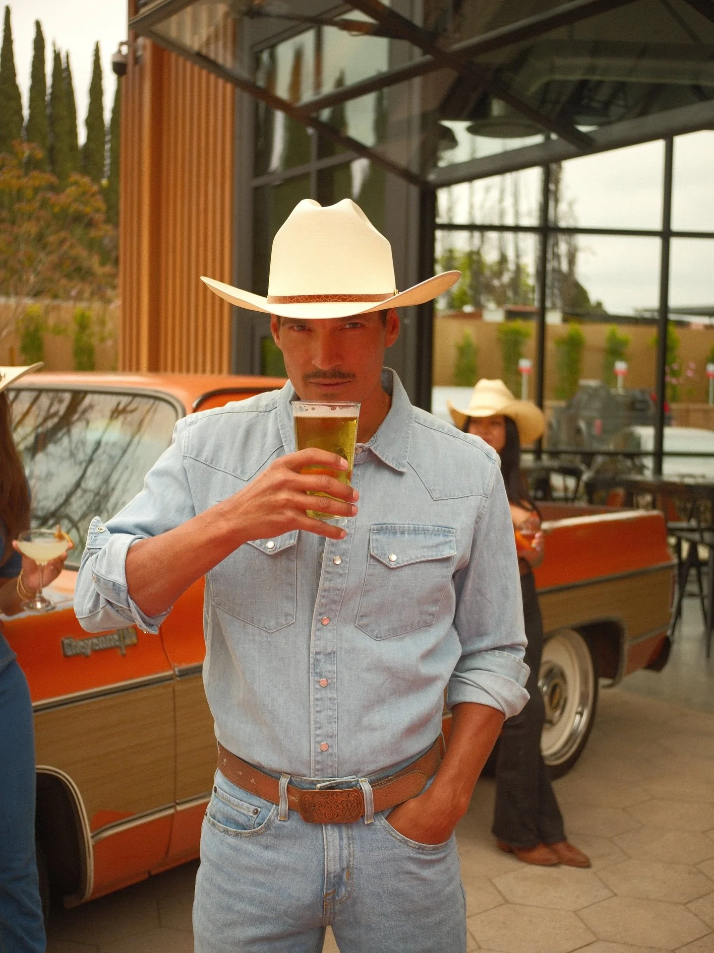 $6 beer (&amp; more) all day at Capo Public House Happy Hour. 🍻 

Who are you bringing to Happy Hour? 👇