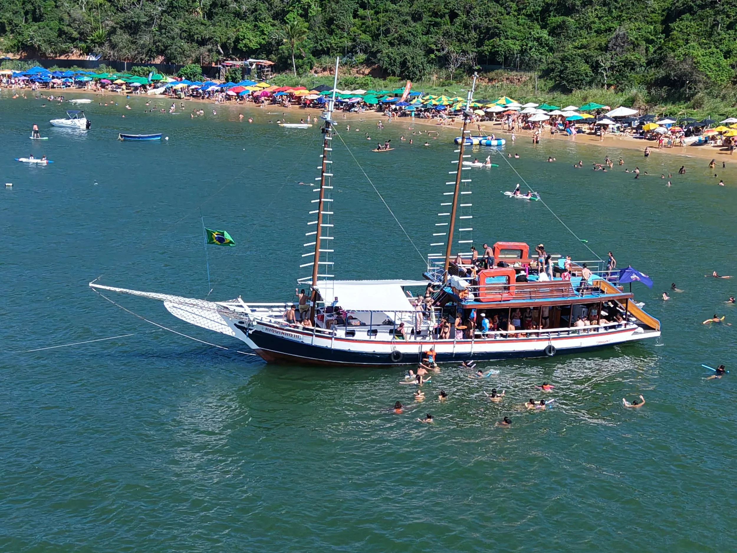 Passeio de Escuna em Búzios