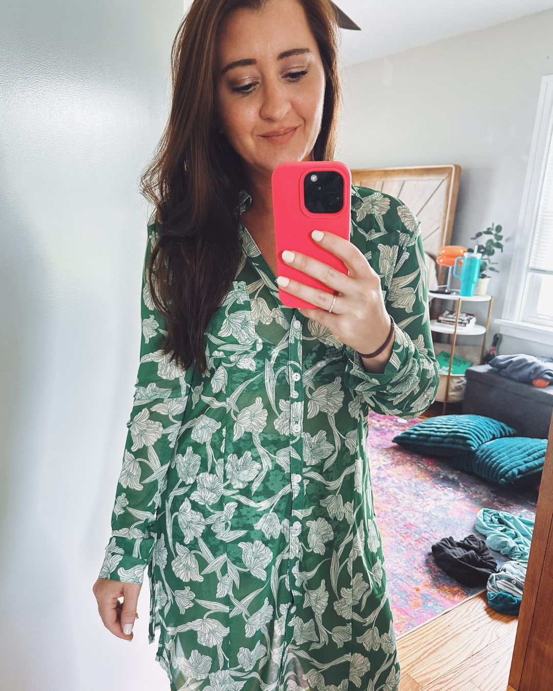 ashley kesner looking fly in her green flowered bathing suit cover, lol
