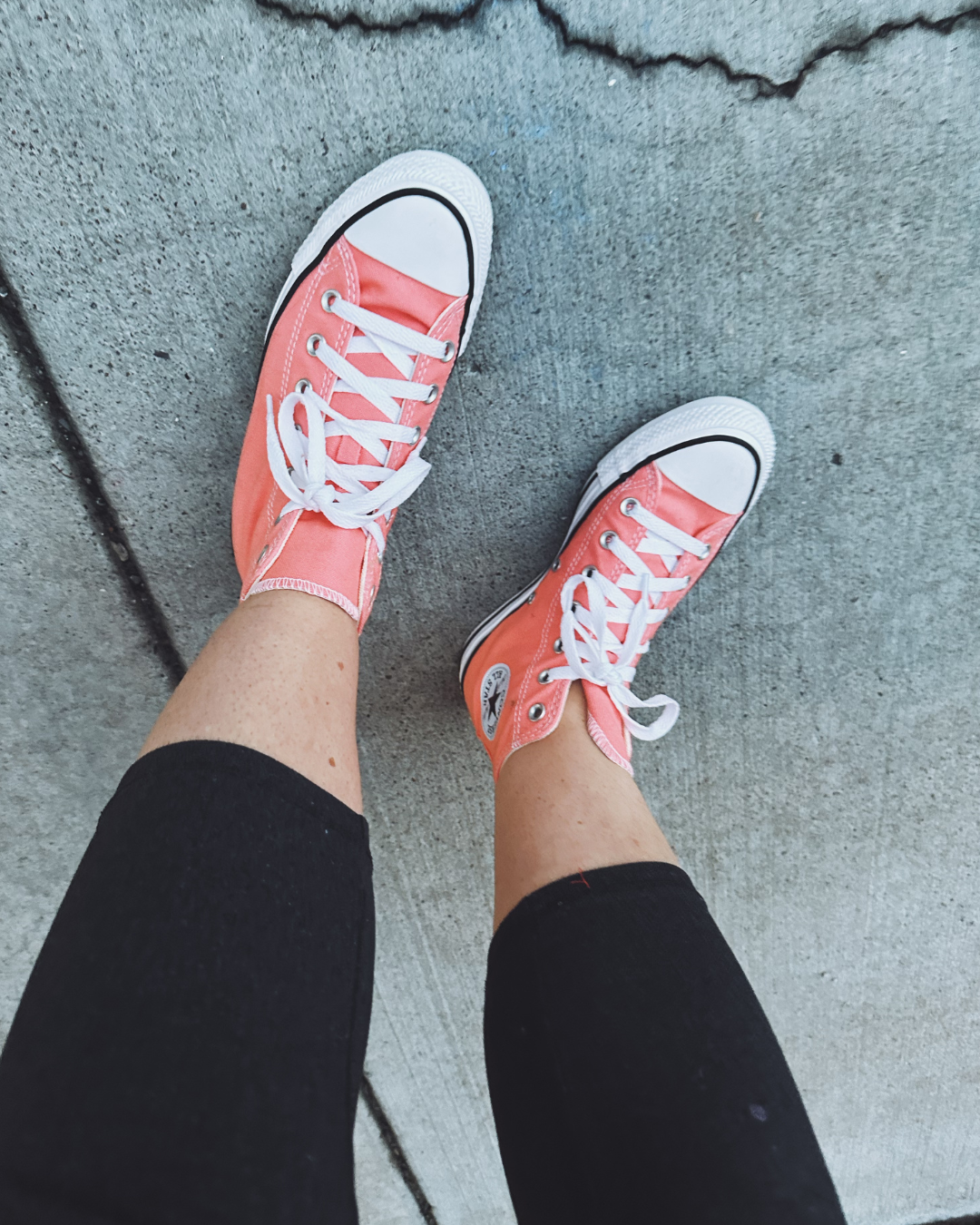 converse sneaker hightops in peach - ashley kesner