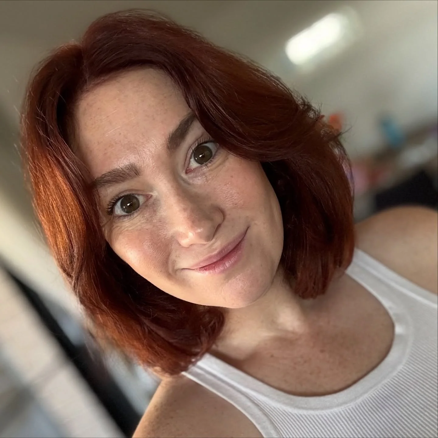 When you forget the photos but it&rsquo;s too good not to be on the grid&hellip;. Selfies please!!! 📸🧡

Keeping it in the family with these 2 sissies side my side on the gram, both going giving us coppery tones for the warmer months, love it!!! 

@