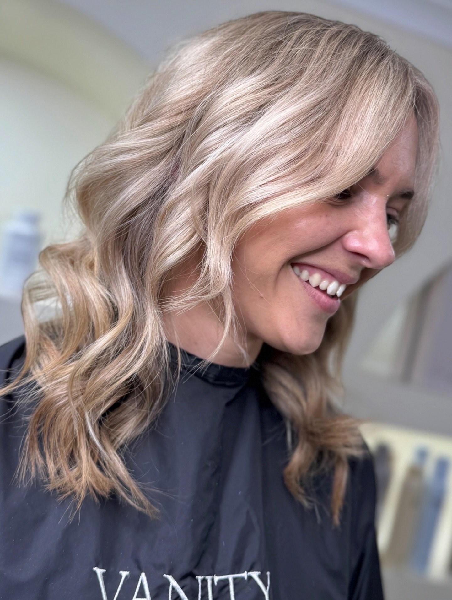 Low-maintenance blonde that still looks high-end? Say less 🤍✨

Bright, creamy blonde but make it low stress. 
Think soft root melts + diffused foils = a grow-out so smooth you can actually stretch your appointments without that harsh line screaming 