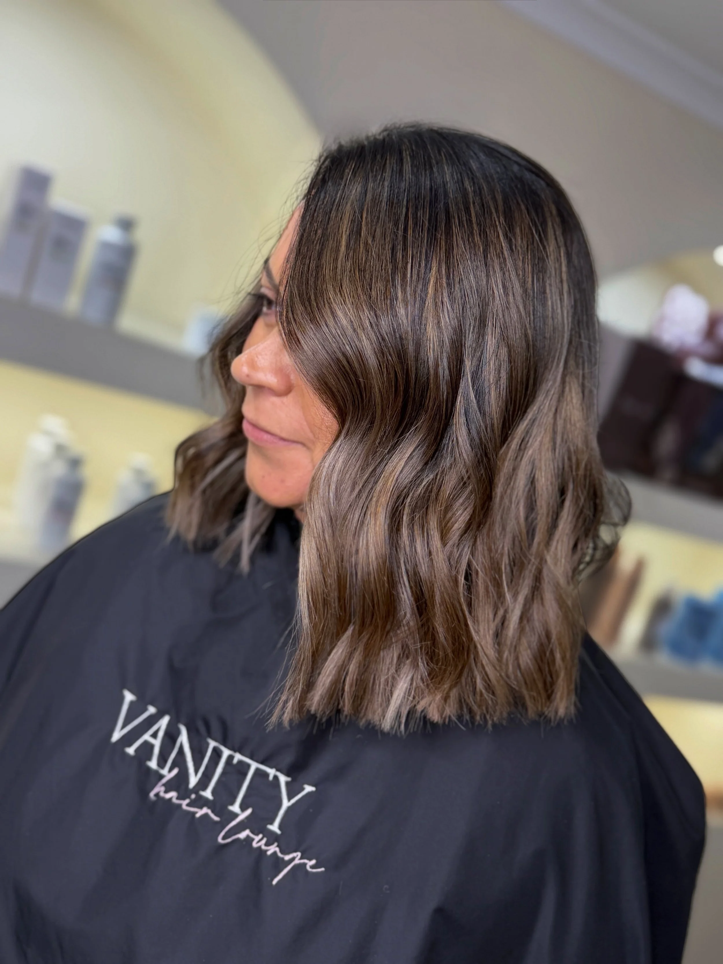 Current status: convincing every blonde to try expensive brunette! 🤎

Had been a hot minute since this beauty had sit it my chair and girl these results speak for themselves.. 

Hit that &ldquo;BOOK NOW&rdquo; button and let&rsquo;s get your hair lo