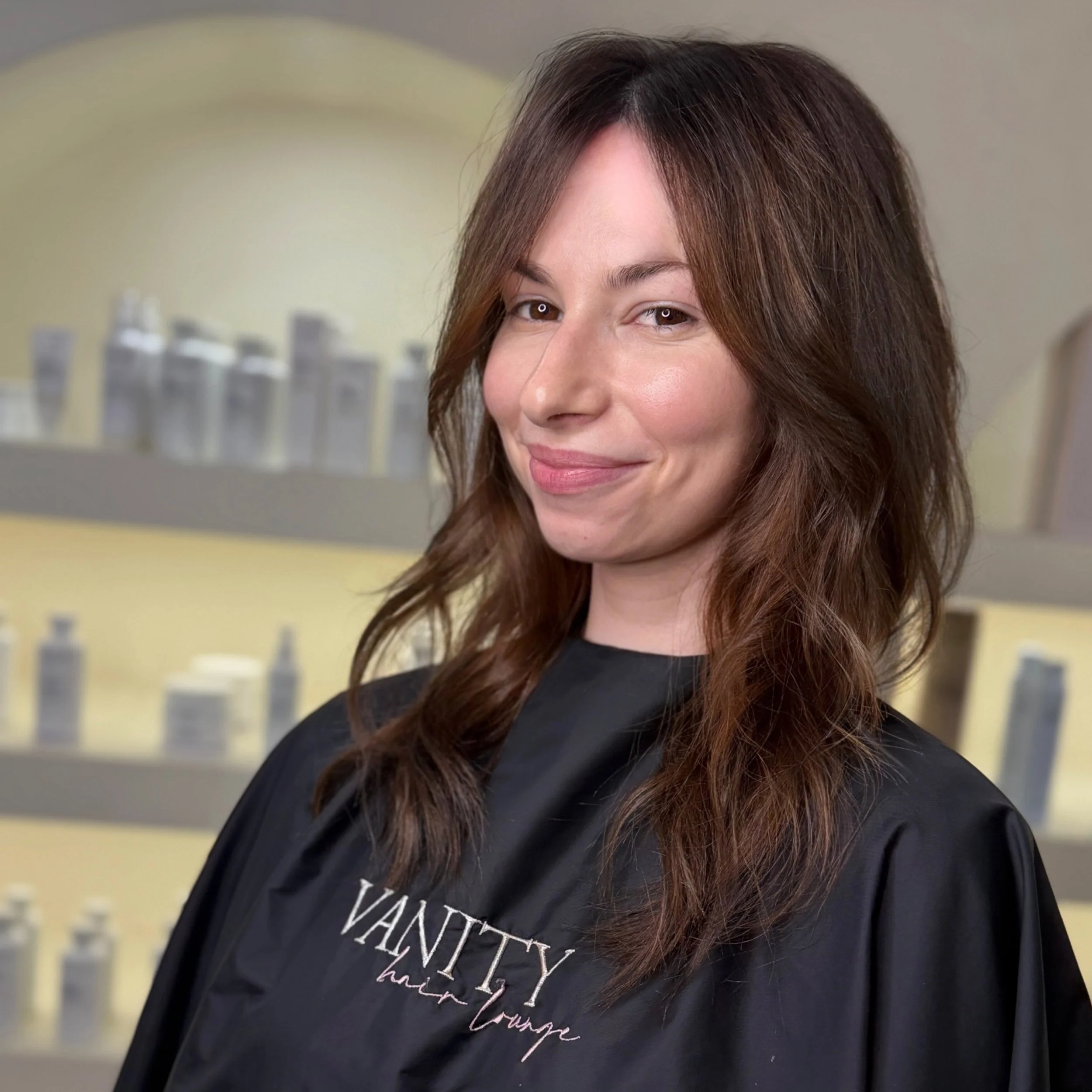 Nothing hits like shiny, heathy hair 🤎 copper you were fun but we are all for a wintery change up! 

@vanityhairloungeoffical 

#Ipswichhairdresser #ipswichhomesalon #brunette