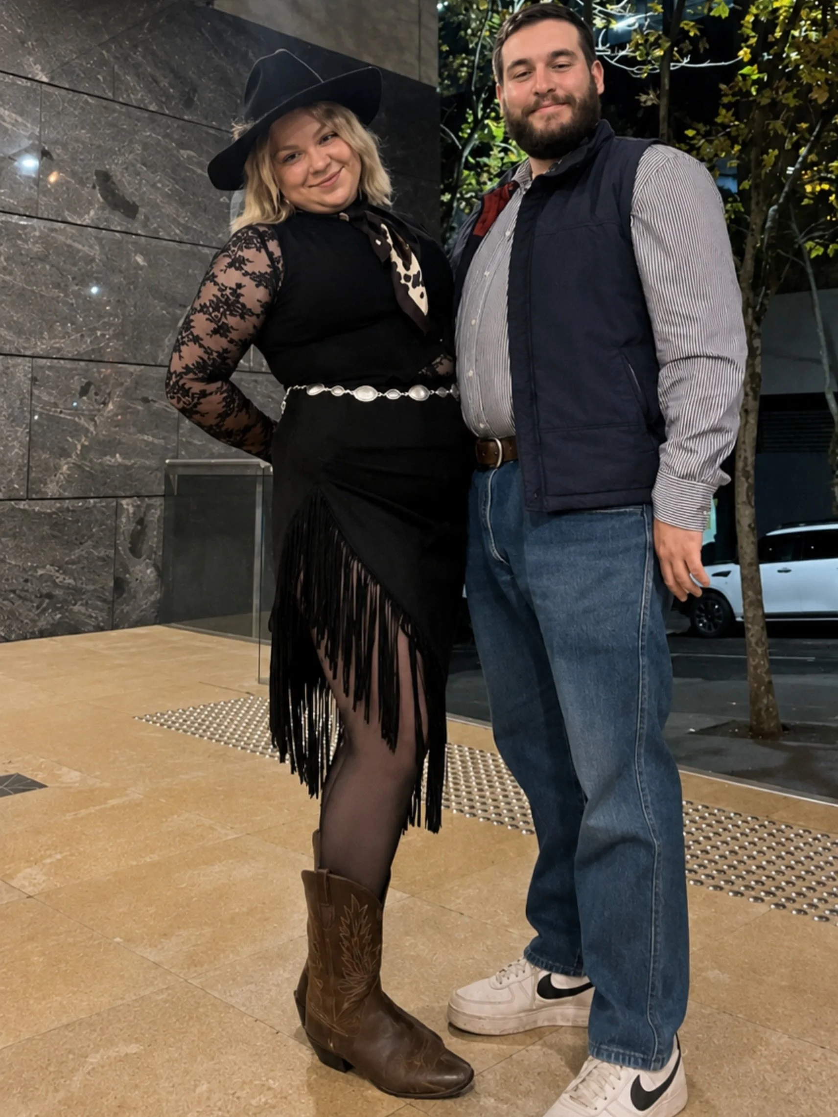Saddled up and headed south 🤎✨

Mikaela made the trip down to Sydney for the annual Keune Ball - Rodeo theme!! Her and her partner sure do make a cute cowgirl/cowboy 🤠🐎🥂 

@vanityhair__mikaela 

#keune #tkb #ipswichhairdresser #brisbanehairdresse