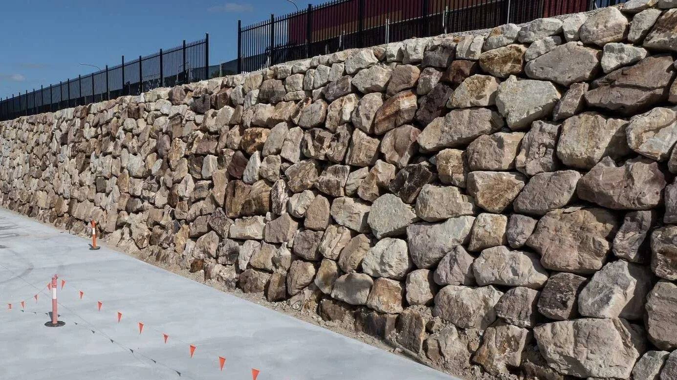 boulder retaining wall