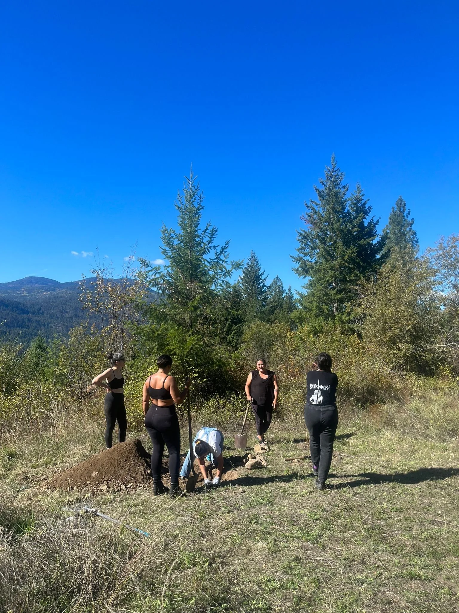 223_Santa_Muerte_Art Residency_Grave_Digging_Ritual.JPG