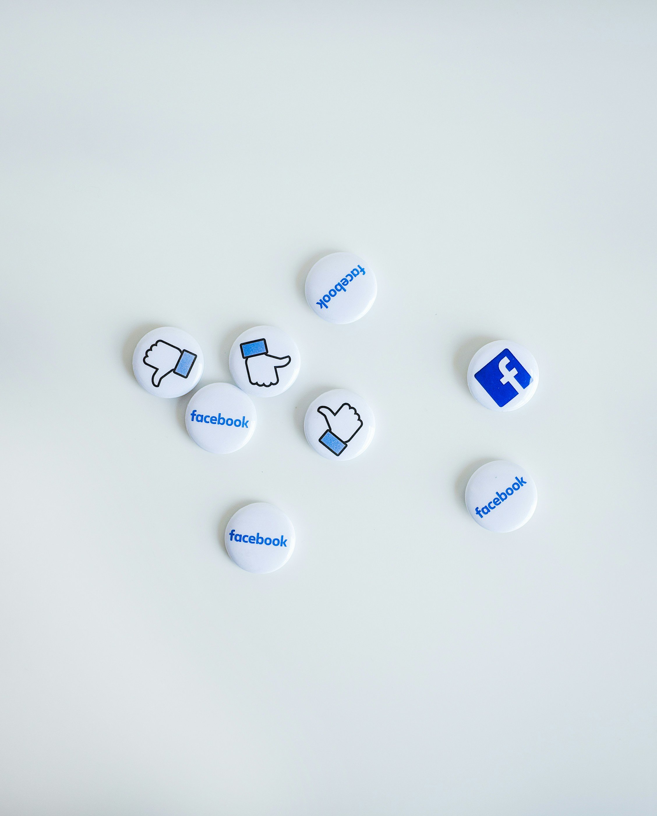 With AI search answering legal queries directly, do we still need Facebook? Facebook Marketing for Law Firms - Facebook icons