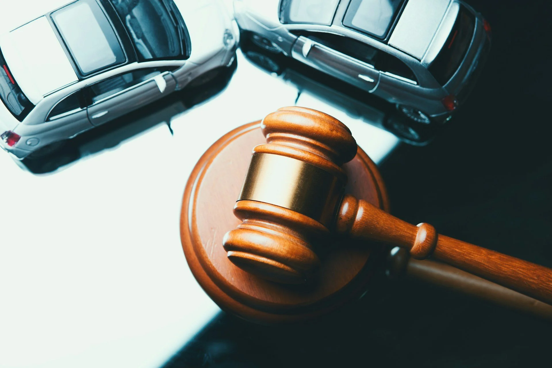 How Much Do Personal Injury Lawyers Spend on Advertising in 2026?