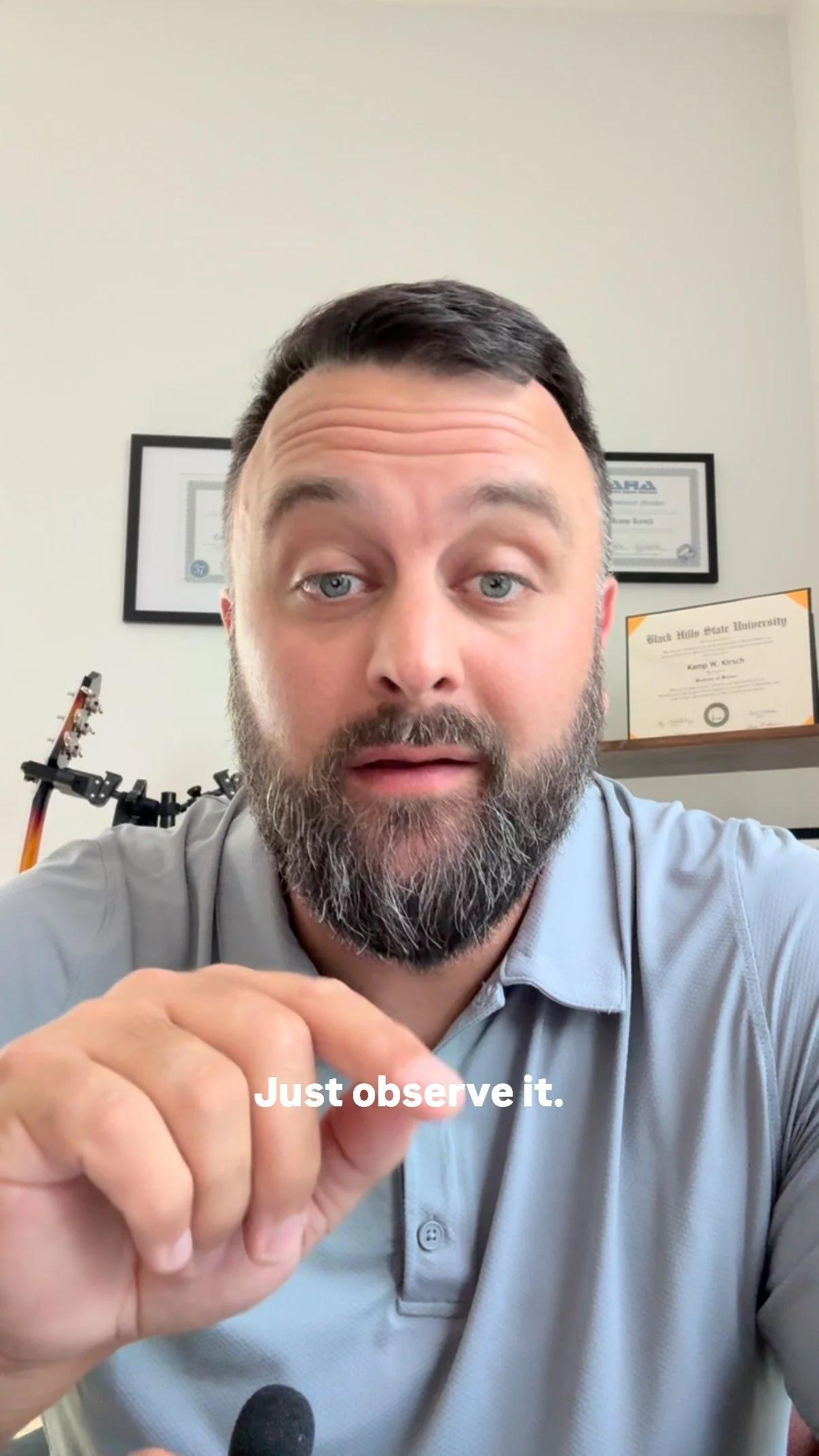 Most of us breathe all day without ever noticing it. 🌬️ Breathwatching is about slowing down and simply observing the rise and fall of each inhale and exhale. No effort, no control—just awareness. Try it for a few minutes and notice how your m
