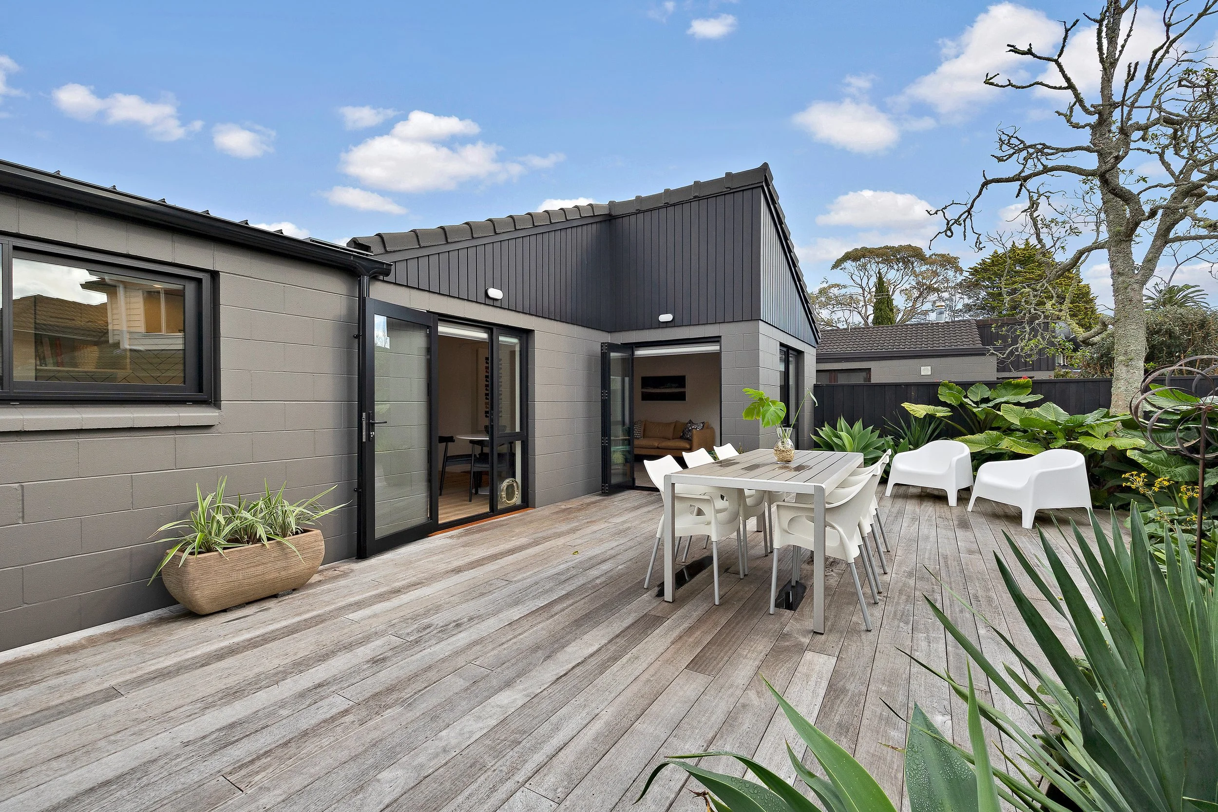 Decks, fences and hard landscaping