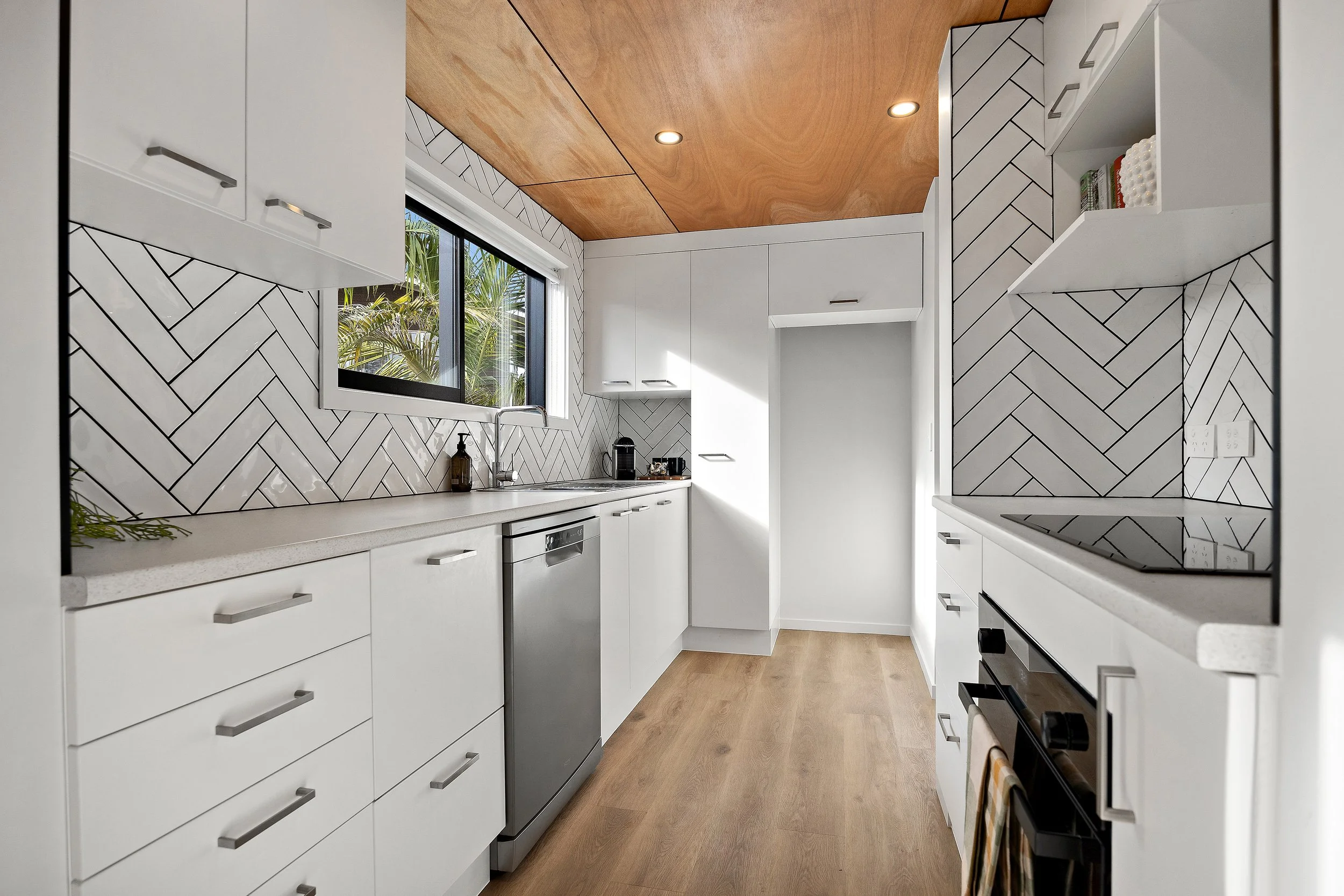 Kitchen remodelling and replacement