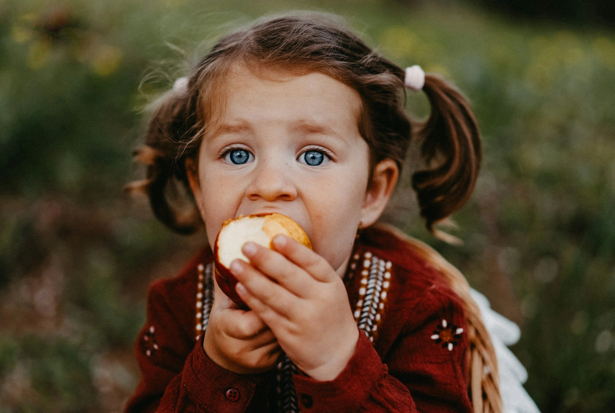 Gagging, Choking &amp; Vomiting at Mealtimes: When to Seek Help