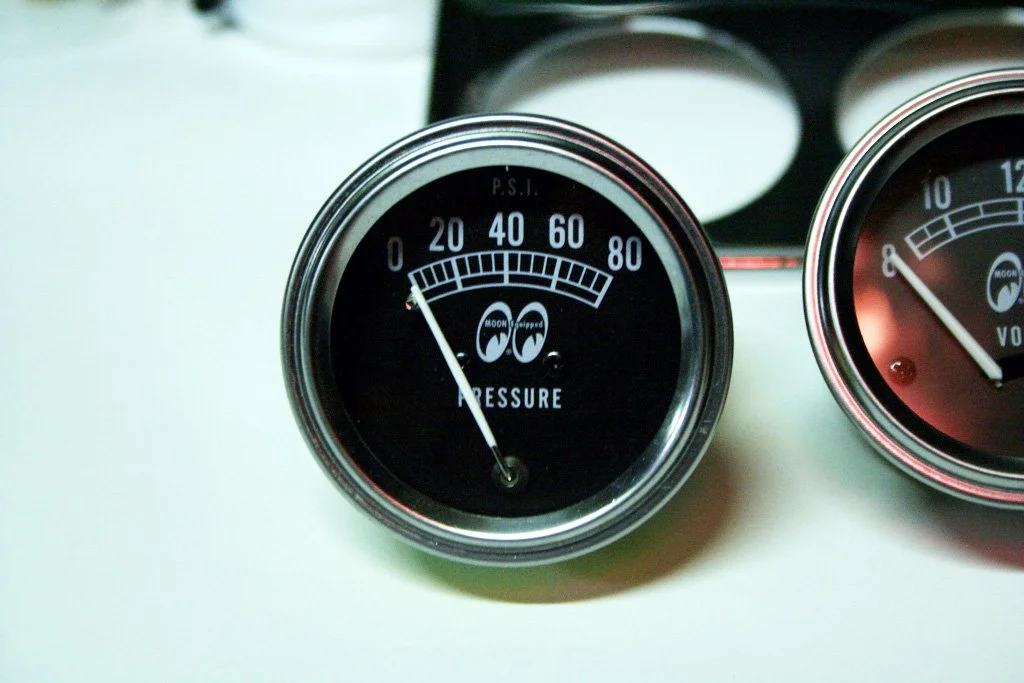 Moon3GaugeSet6.jpg