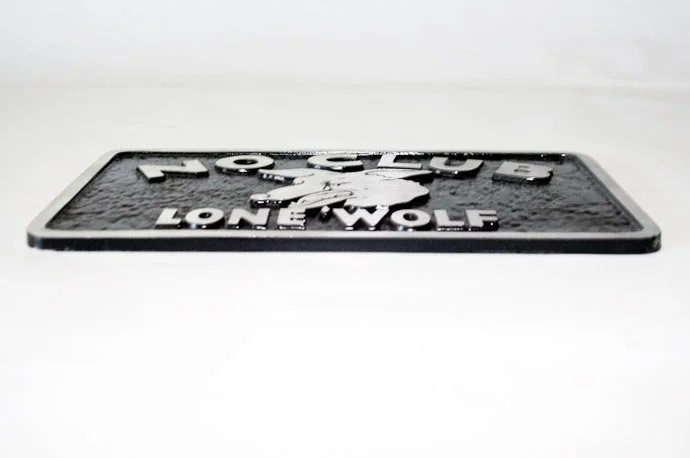 ClubPlaqueNoClubLoneWolf3A.jpg (Copy)
