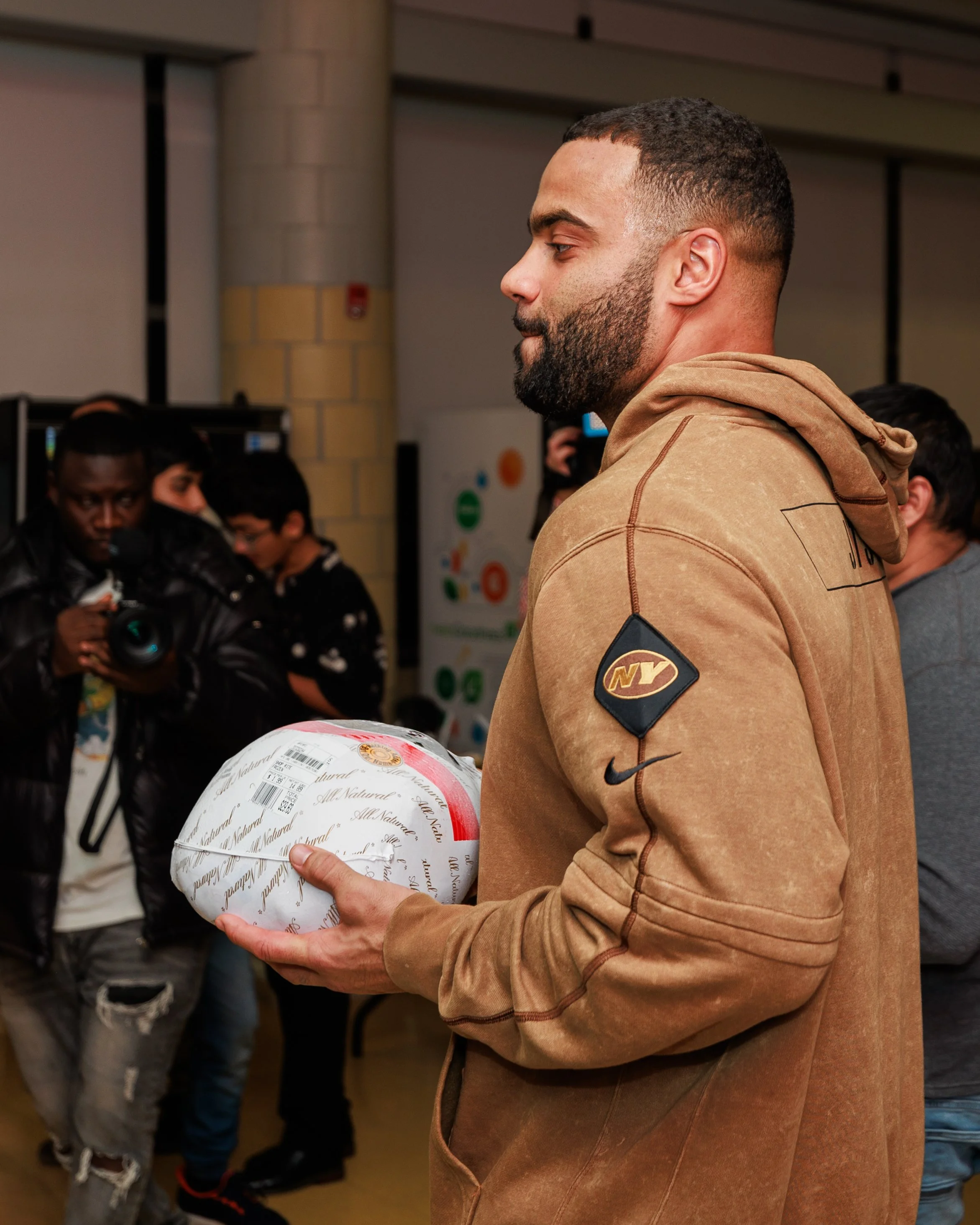 231121 AMPT x Solomon Thomas Thanksgiving Dinner_Frezza-112.jpg