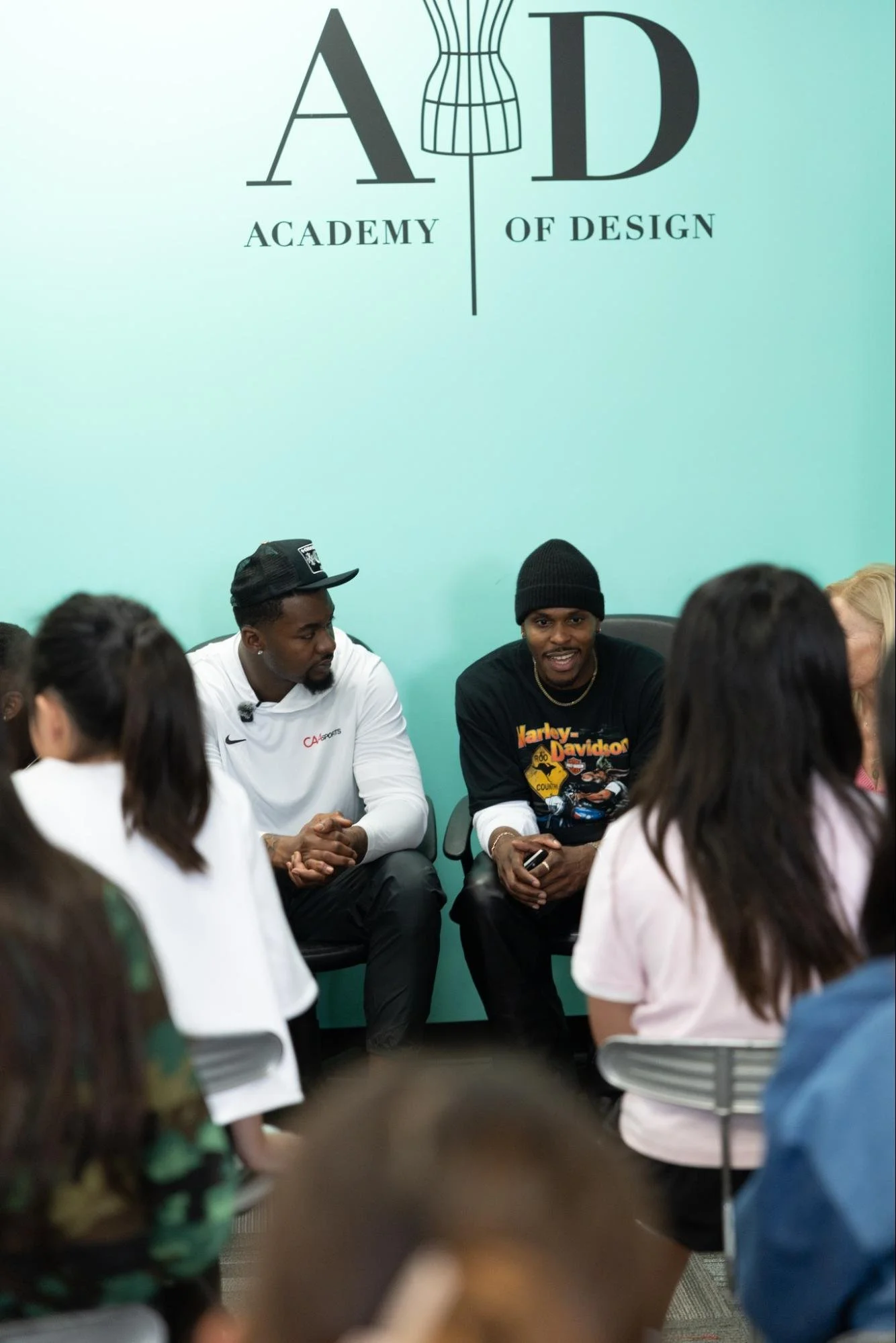 7 Fashion Labs.jpg
