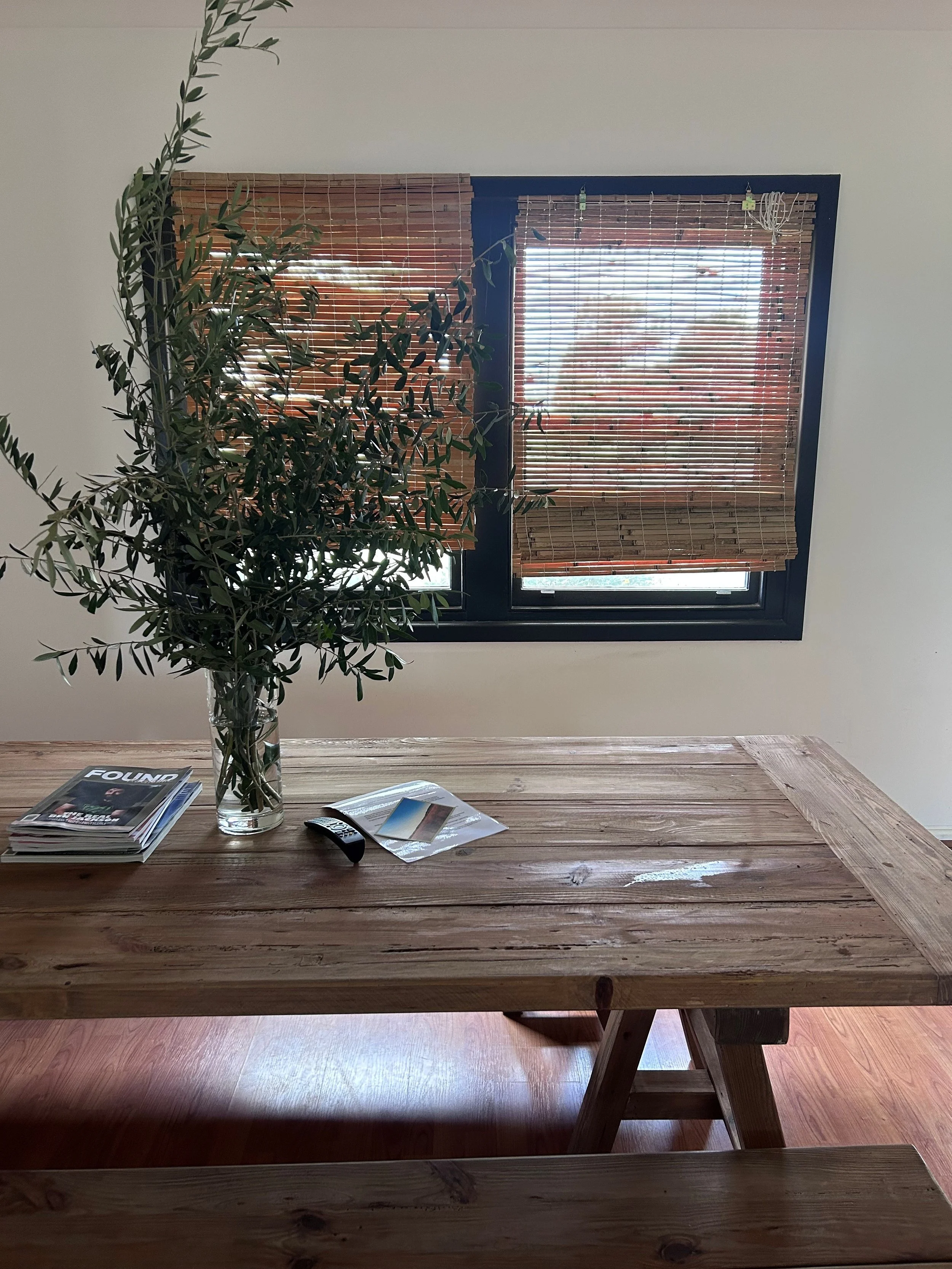 Shearers Quarters living.jpg