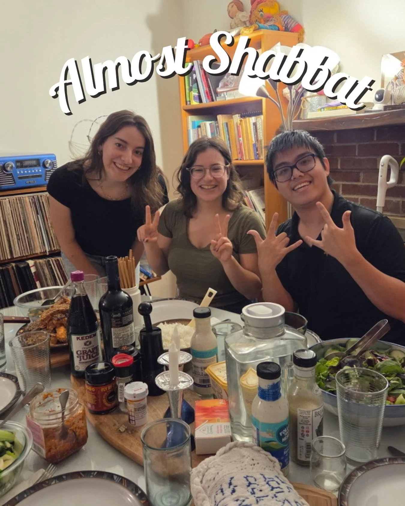 It&rsquo;s almost Shabbat and we&rsquo;re reflecting on one of our incredible student hosts @matanferguson! He lead a Shabbat in NOVA as part of Shabbat Hosting Lab and we are so happy he shared the Shabbat magic! ✨