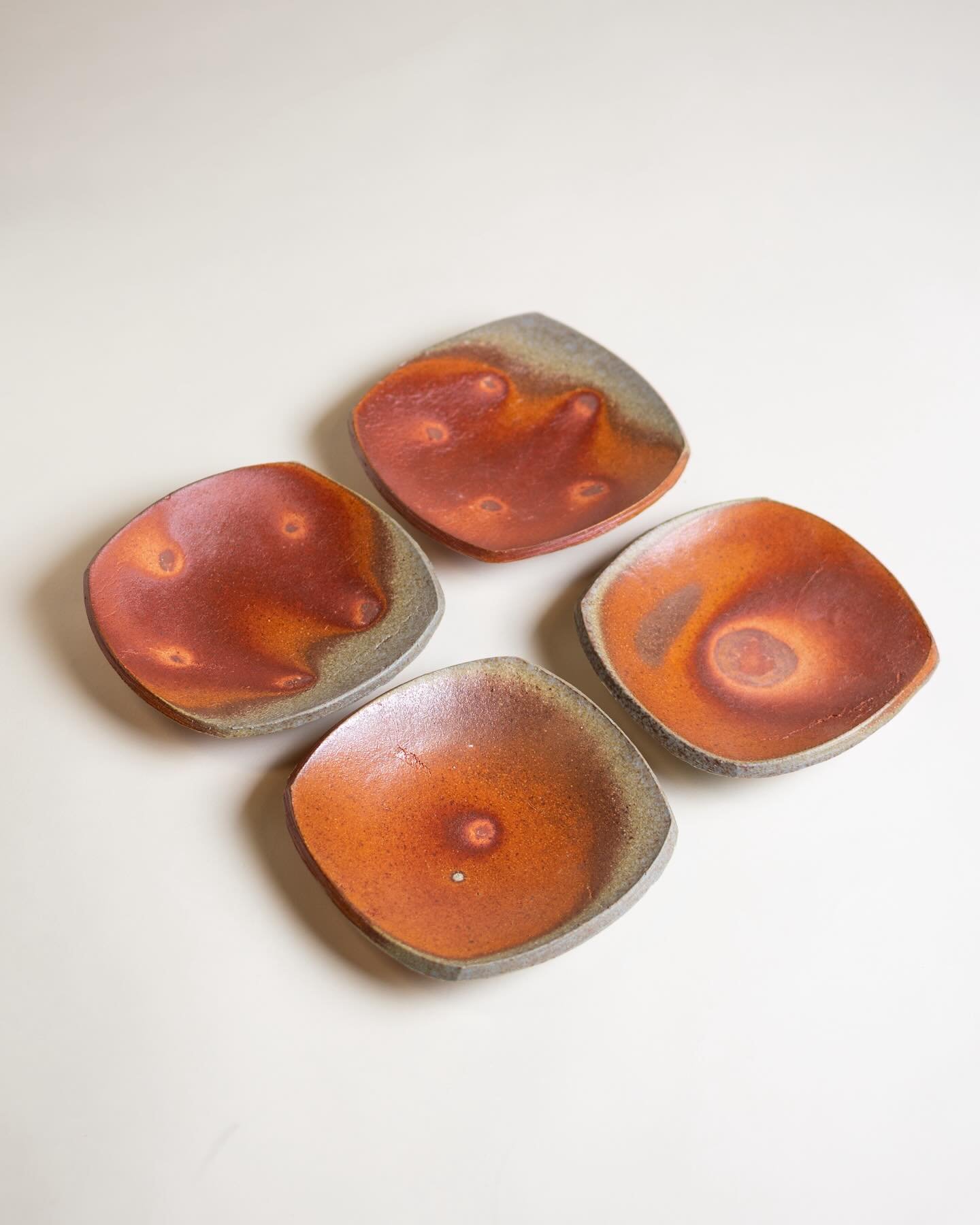 Set of plates