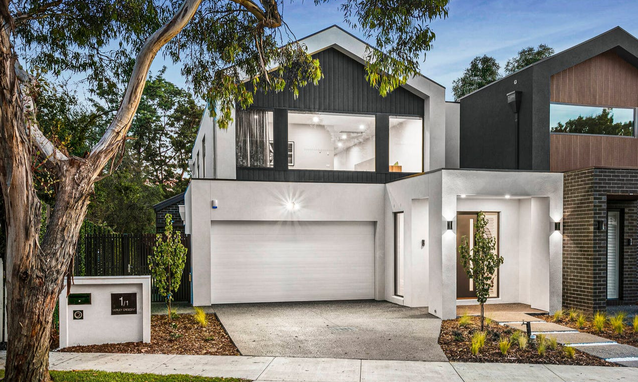 Morley Crescent,
Box Hill North