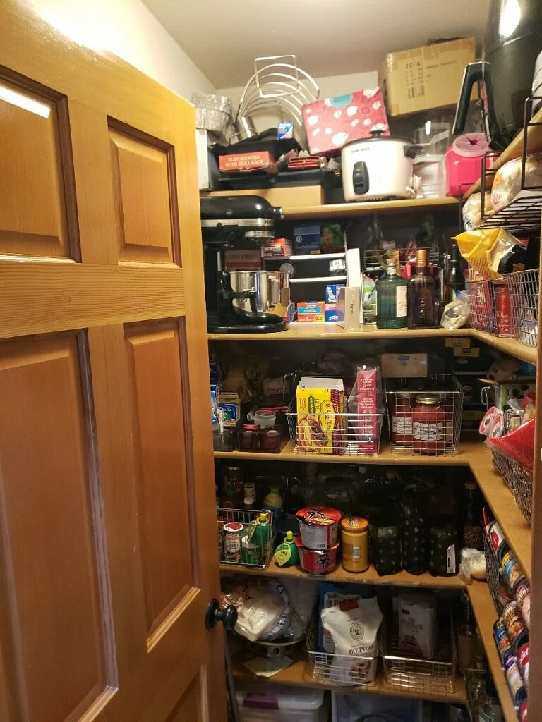 pantry before.jpg