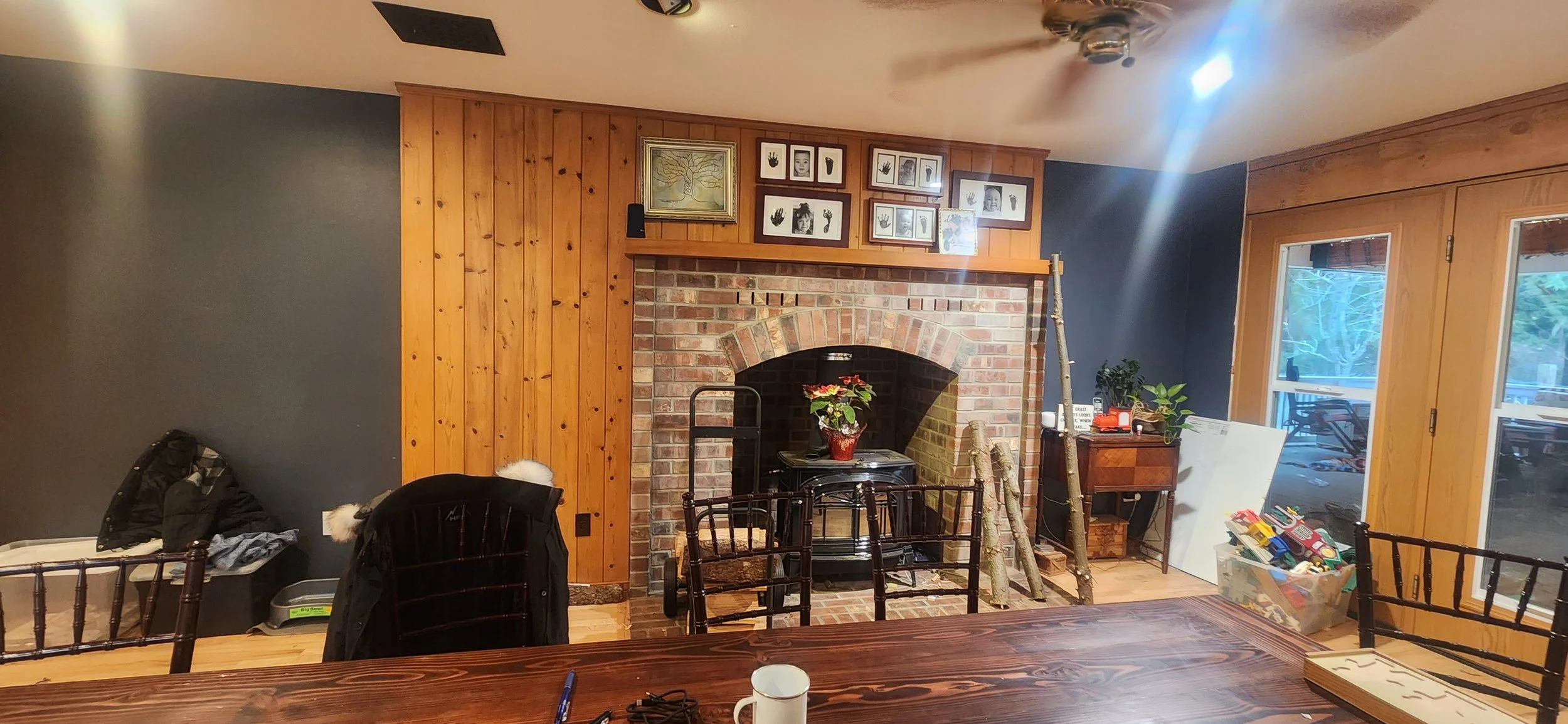 NORTHBEND-BEFORE FIREPLACE.jpg