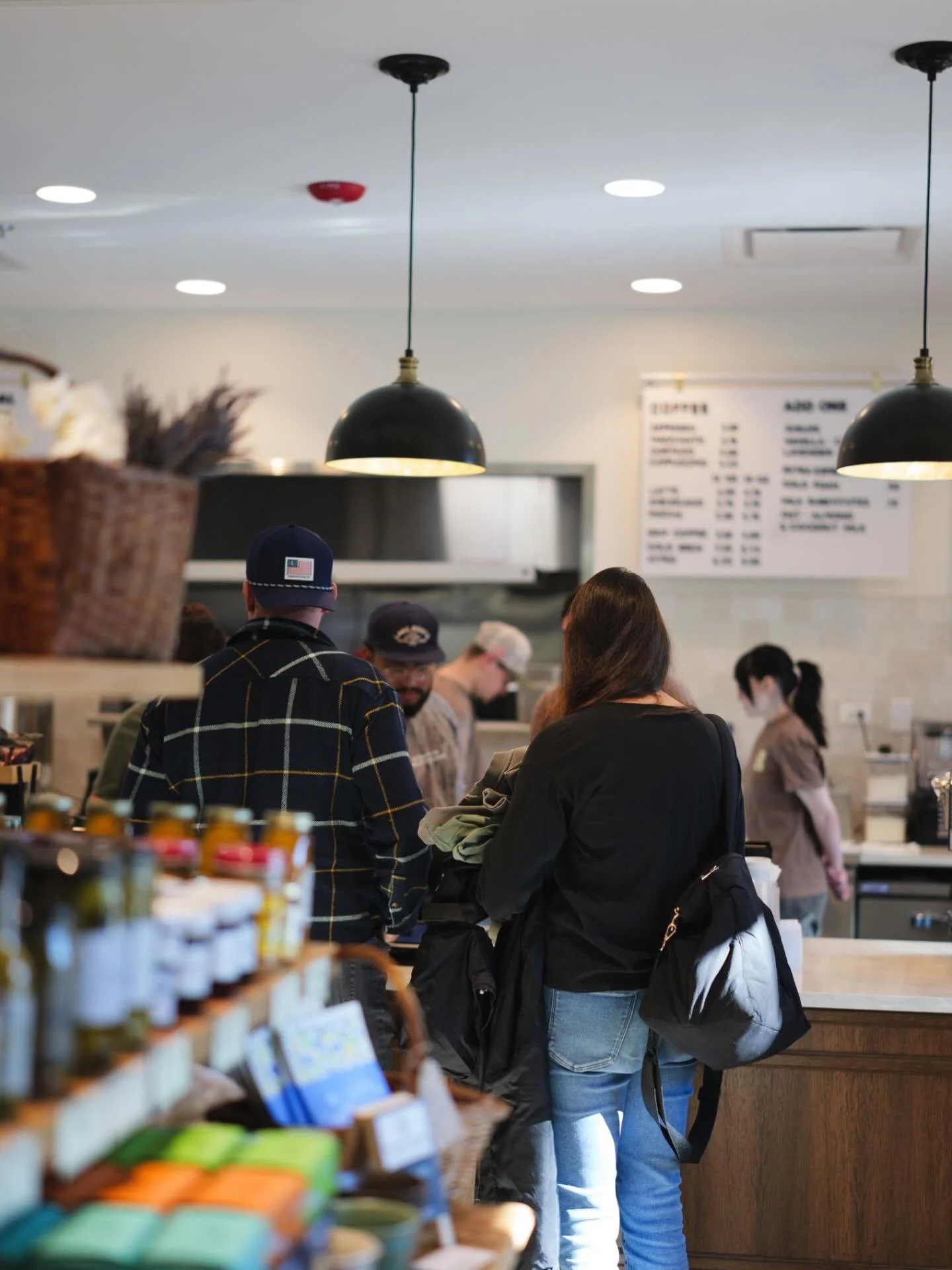 📣 Exciting news! 📣 We&rsquo;re now open on Mondays starting tomorrow, March 2nd, from 7am&ndash;3pm ☕️✨ Come grab a coffee &amp; kick off your week with us!! We&rsquo;ll be announcing our spring &amp; summer hours soon. Stay tuned!
See you Monday ?