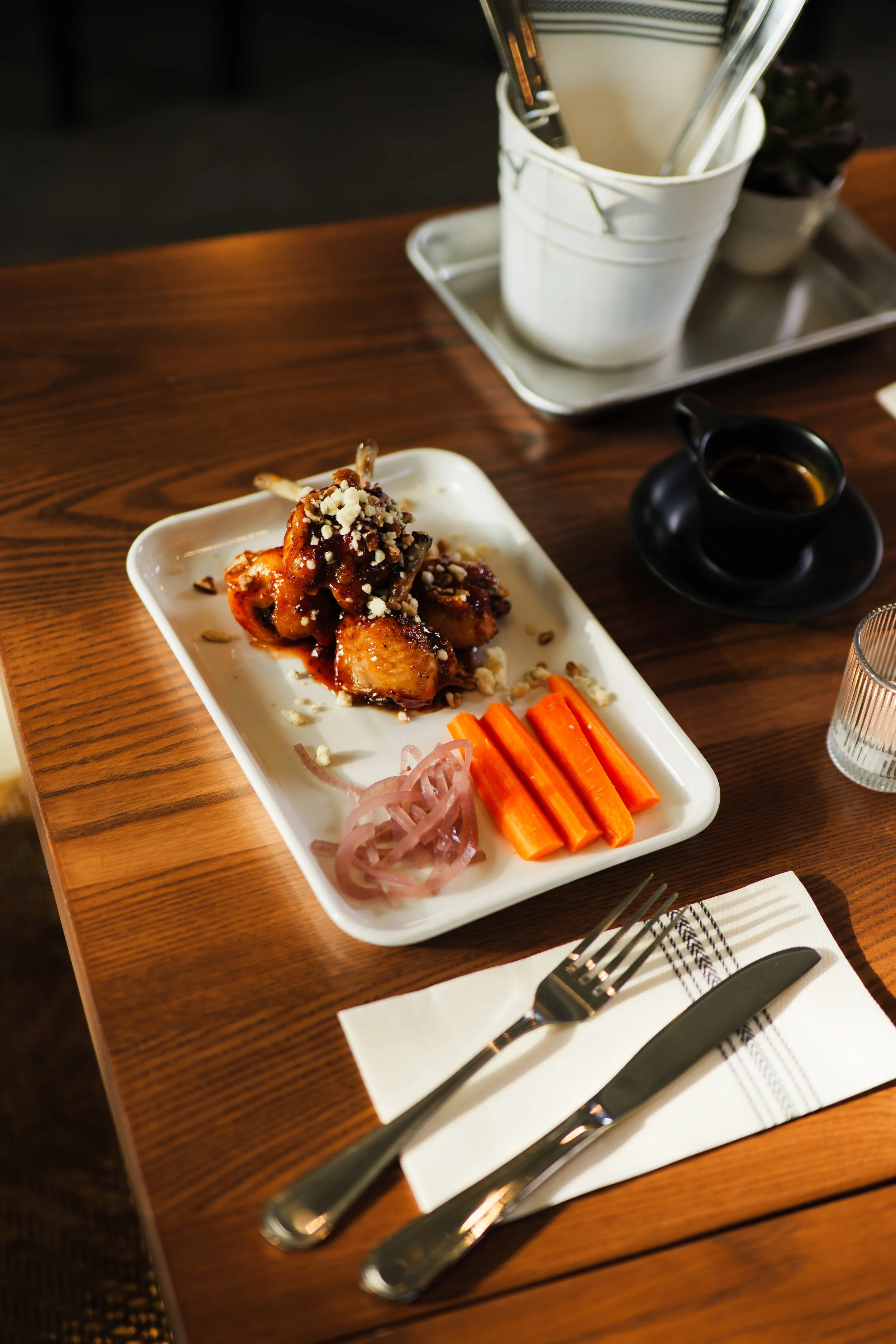 Lake Roots Lunch  - Wings