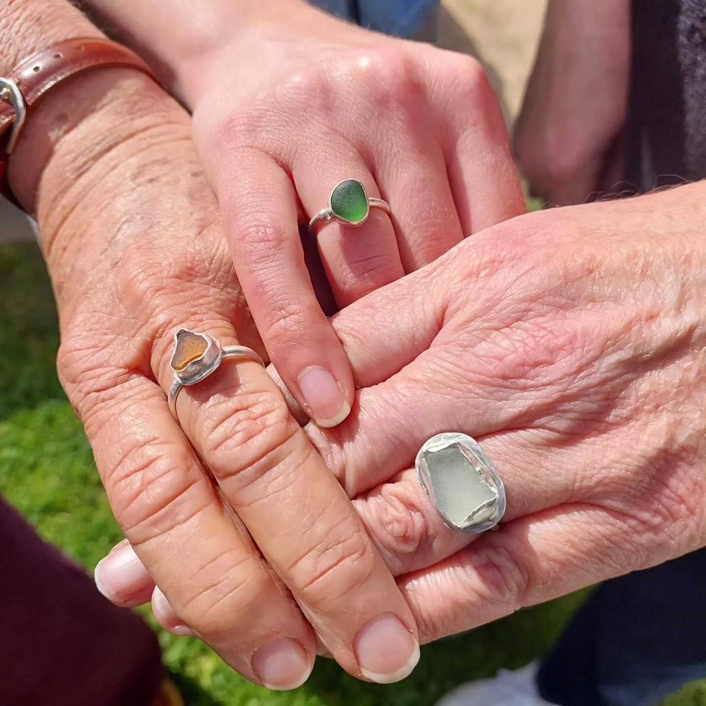 THREE SMALL PAUSES &mdash; 3 OF 3

Marcel Proust described the people who bring happiness into our lives as &ldquo;the charming gardeners who make our souls blossom.&rdquo;

This year, I have been surrounded by those gardeners.

The people who came t