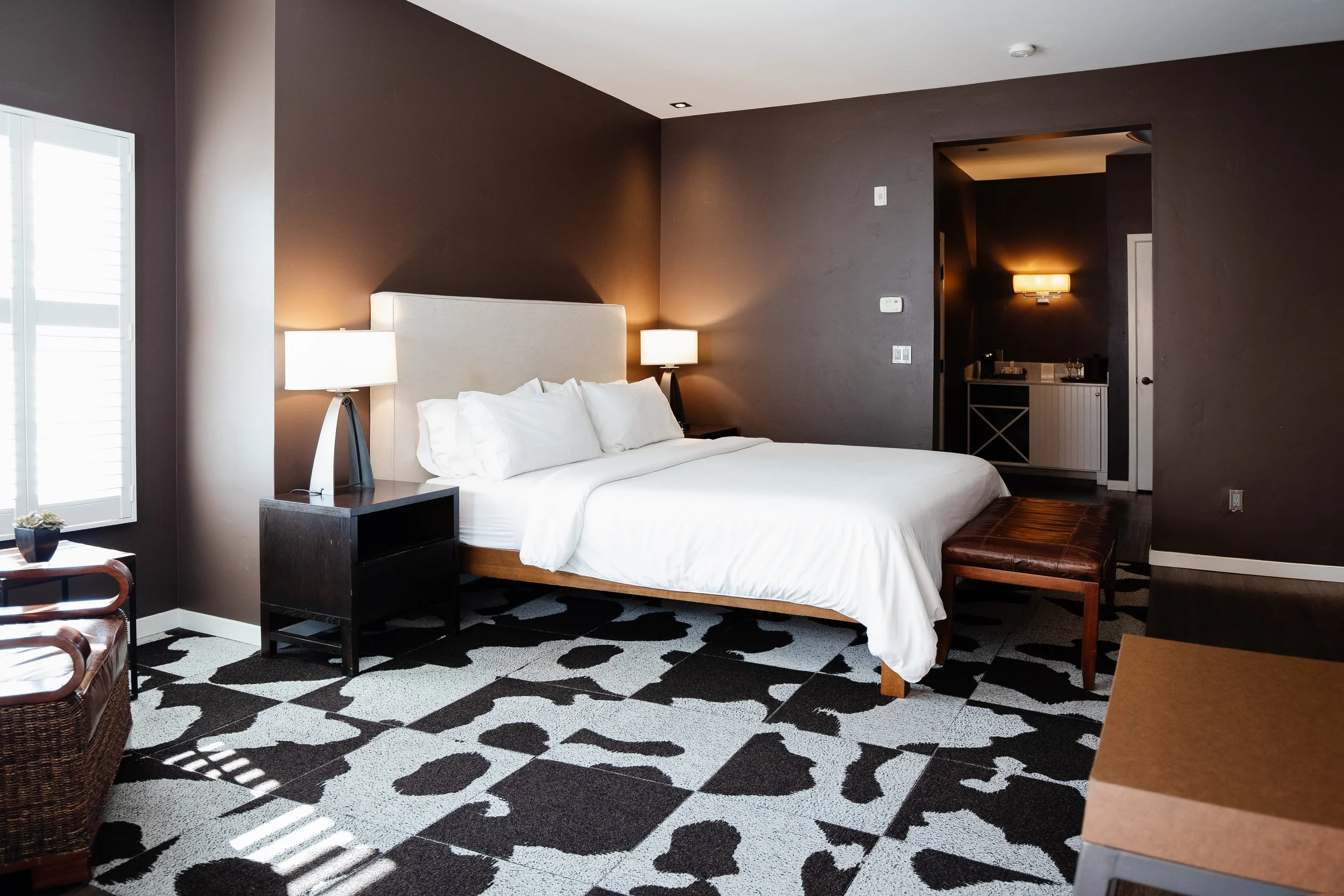 2021Hotel_Room71_View2.jpg