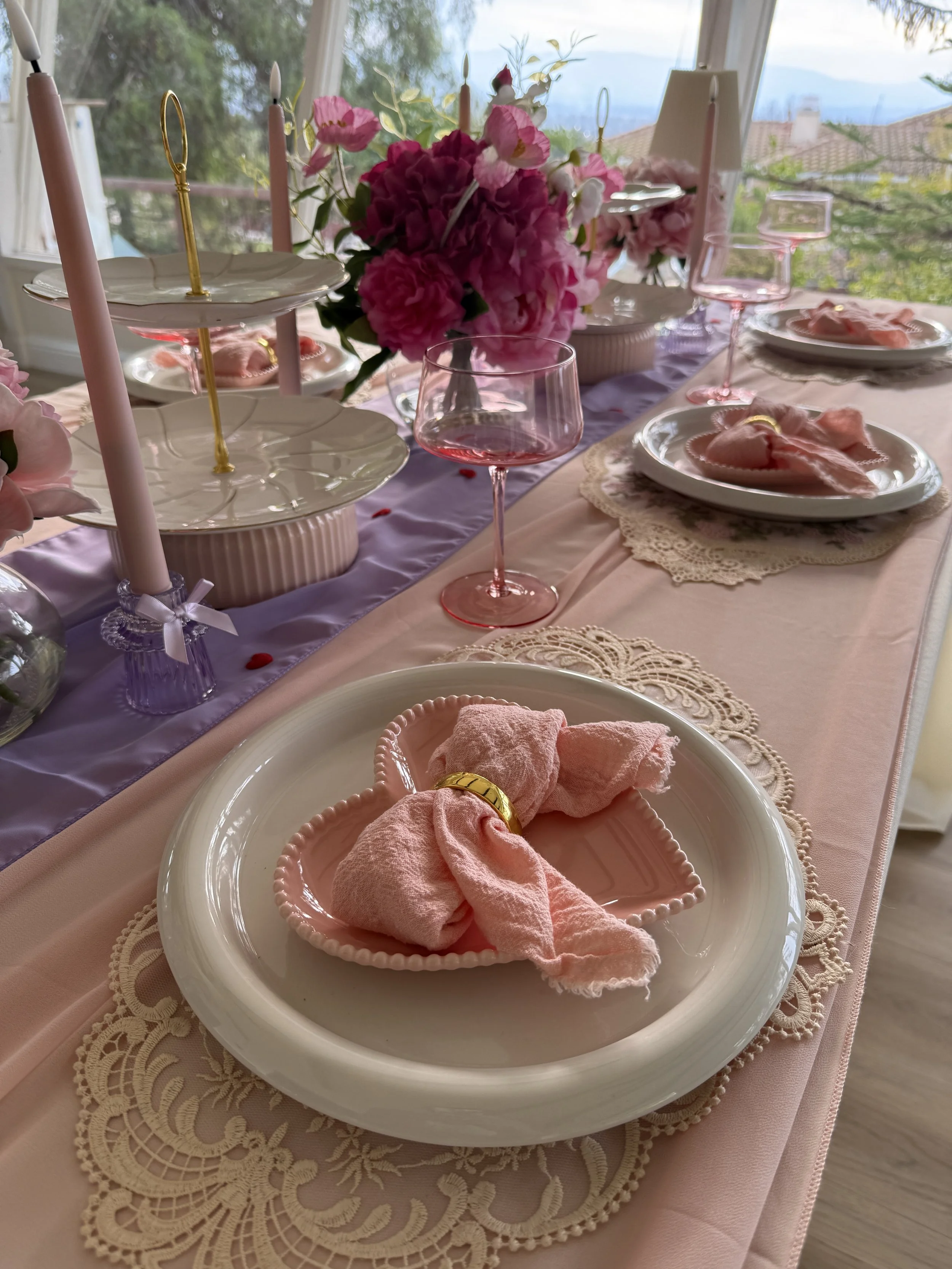 Galentines Tablescape 2