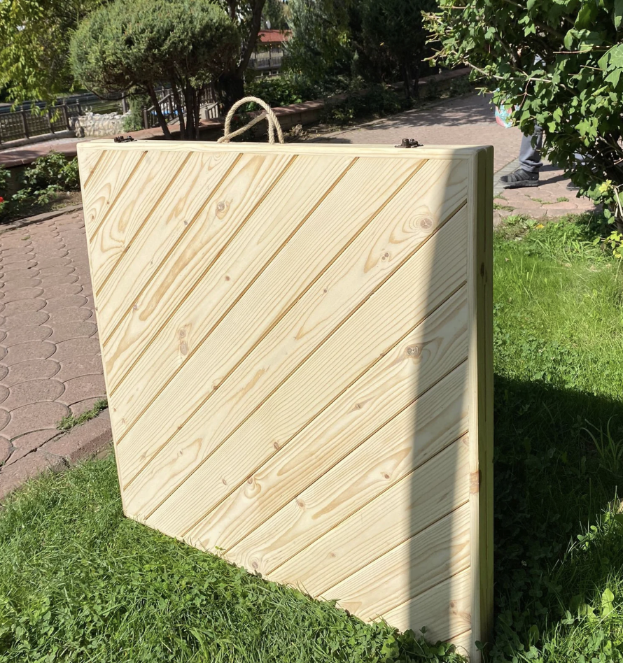 Medium Table (40x40in)