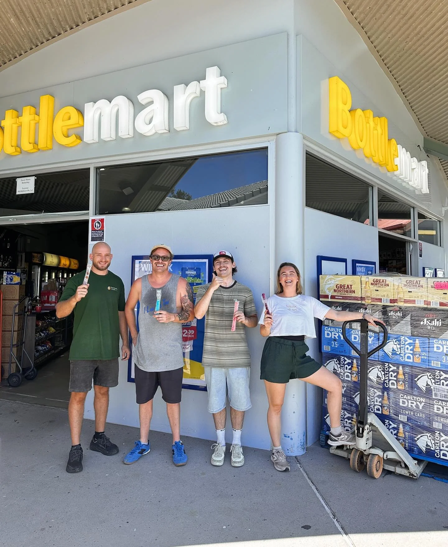 Load day in the heat calls for a Zooper Dooper break! 

Massive shoutout to our Bottlo legends who&rsquo;ve been absolutely killing it through these hectic load days over the busy period 👊💪