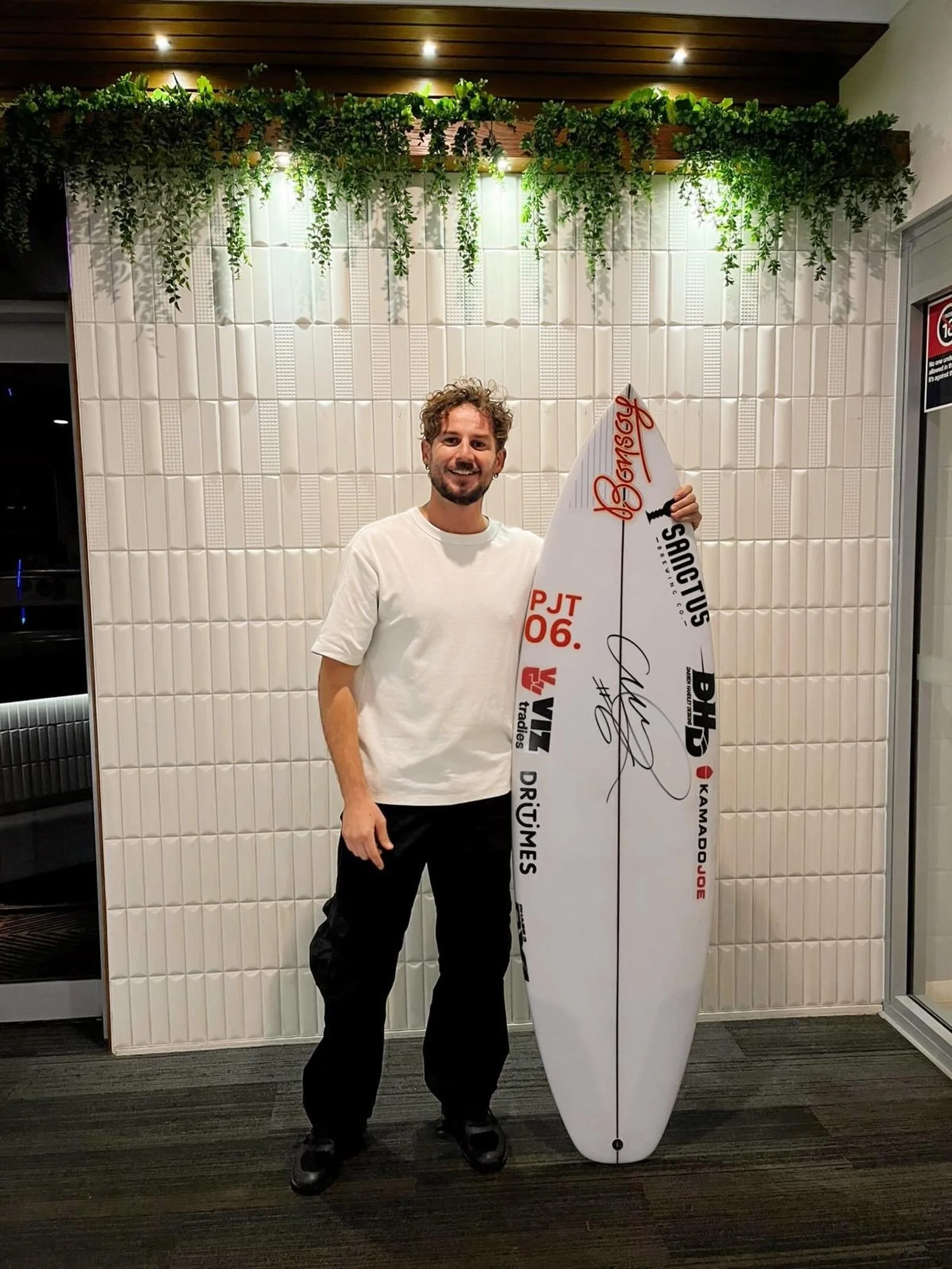 Congratulations to our lucky raffle winner!! 
He&rsquo;s scored himself an epic signed surfboard in our @sanctusbrewingco raffle 🏄&zwj;♂️
